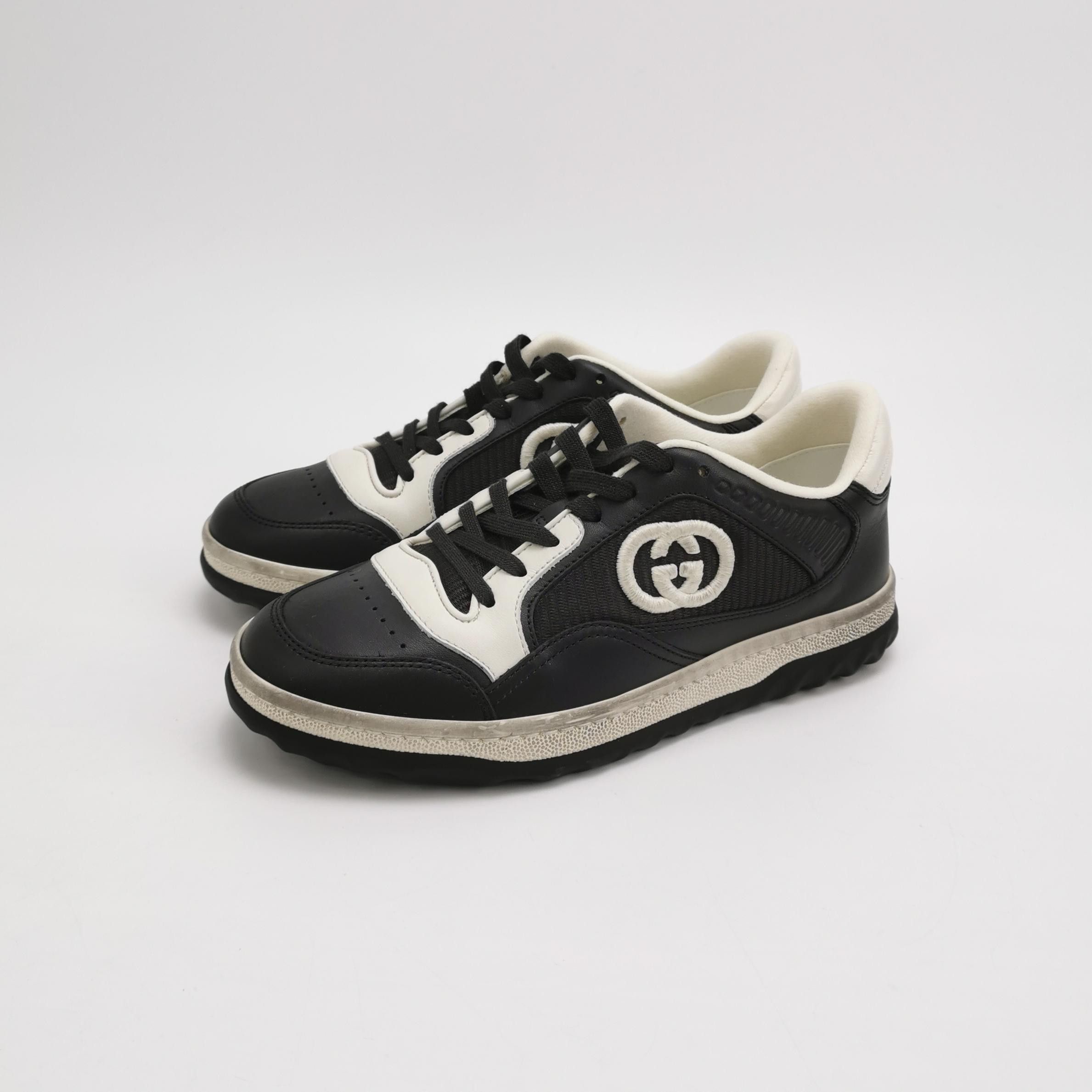 Gucci Gucci Women 5 Lowtop Sneakers Size US 5 / IT 35 - 2 Thumbnail