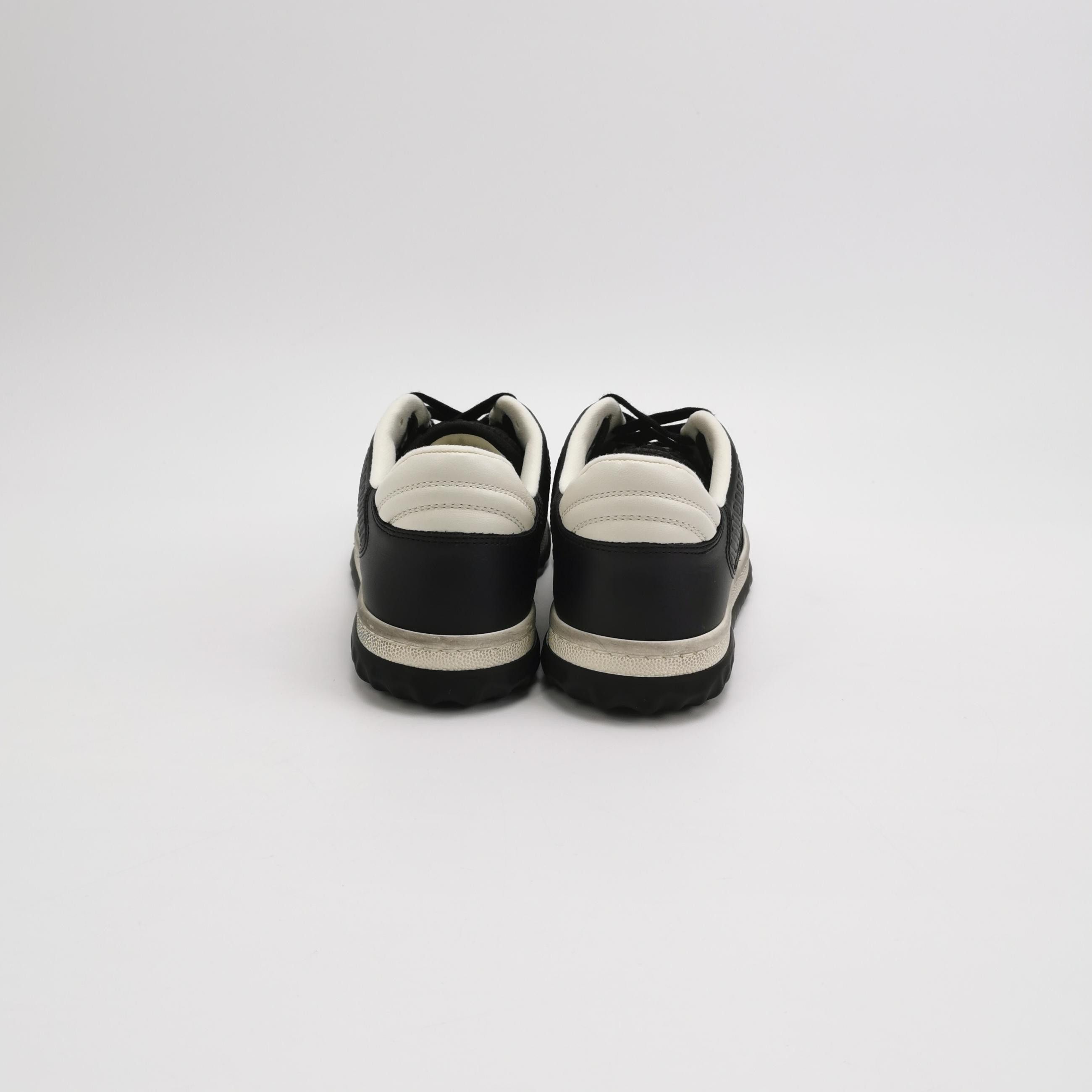 Gucci Gucci Women 5 Lowtop Sneakers Size US 5 / IT 35 - 4 Thumbnail