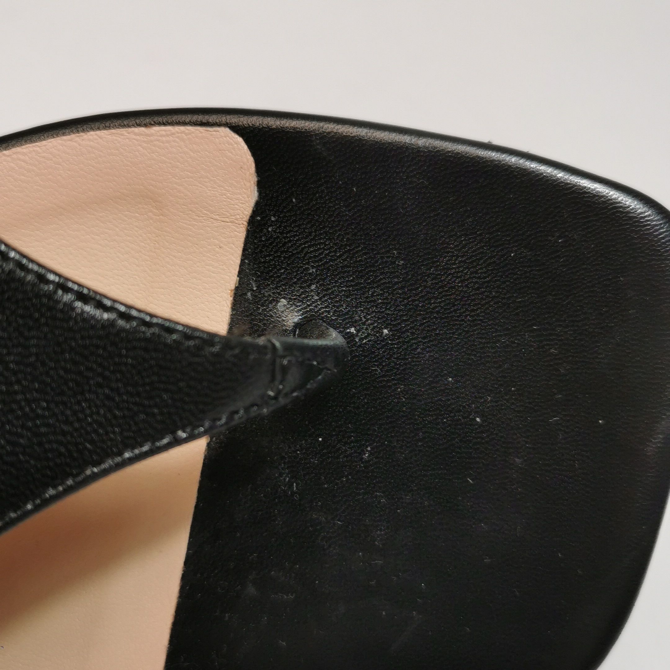 Gucci Gucci Women 5-5 Sandals Size US 5.5 / IT 35.5 - 8 Thumbnail