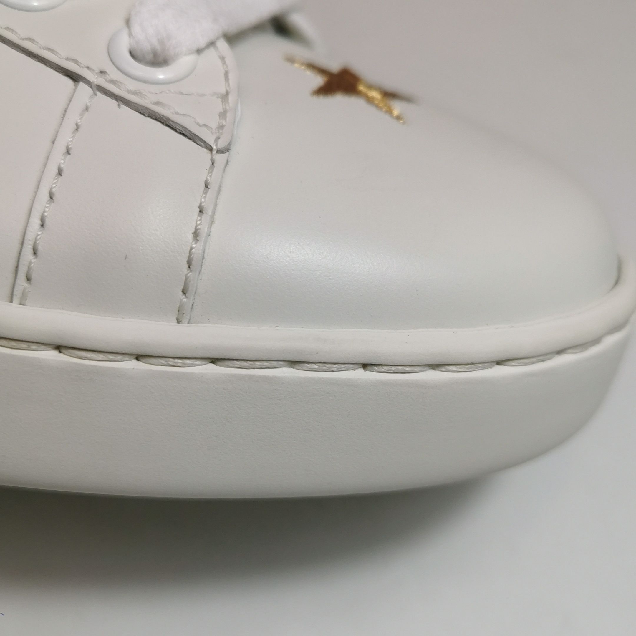 Gucci Gucci Women 7-5 Lowtop Sneakers Size US 7.5 / IT 37.5 - 9 Thumbnail