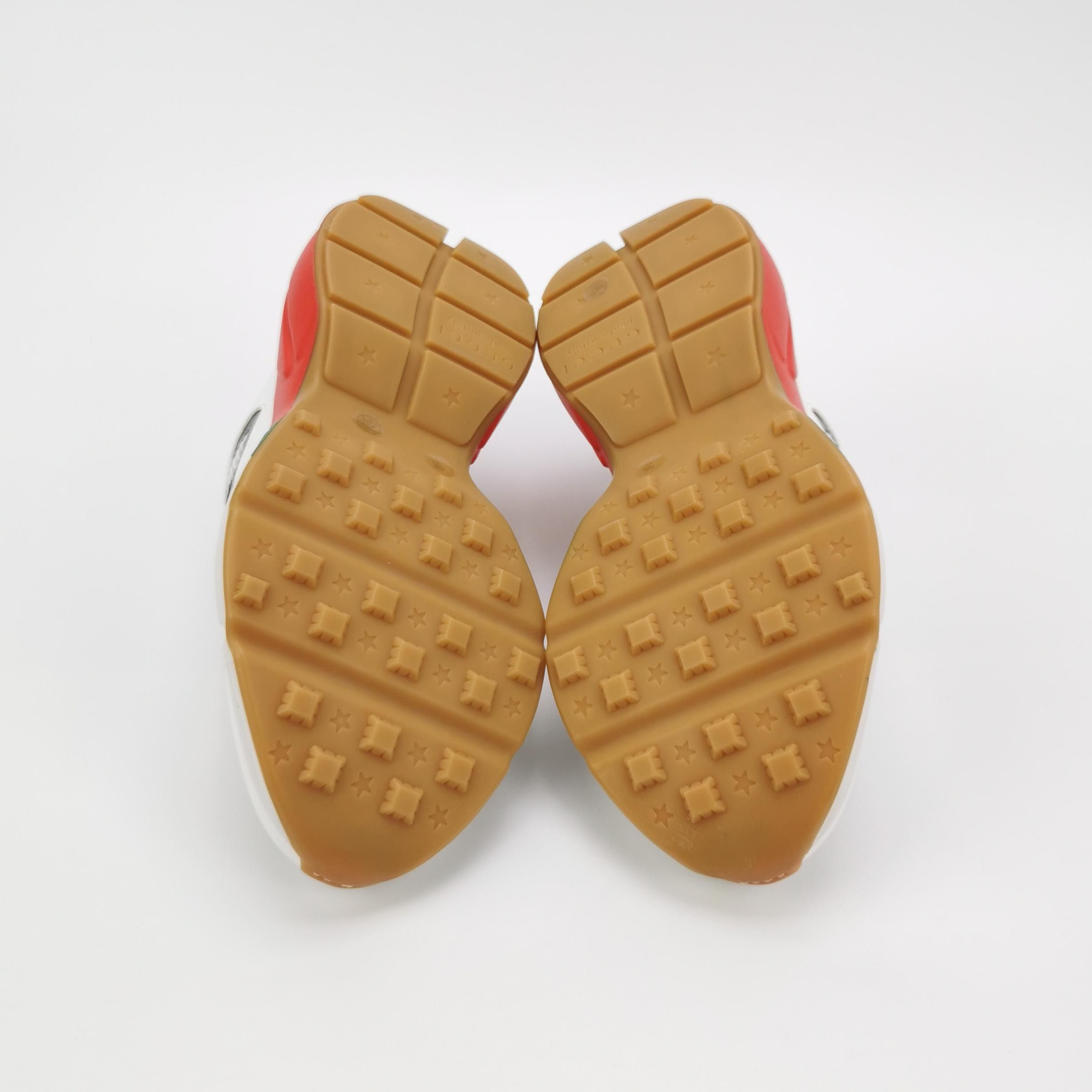 Gucci Gucci Women 6 Lowtop Sneakers Size US 6 / IT 36 - 5 Thumbnail