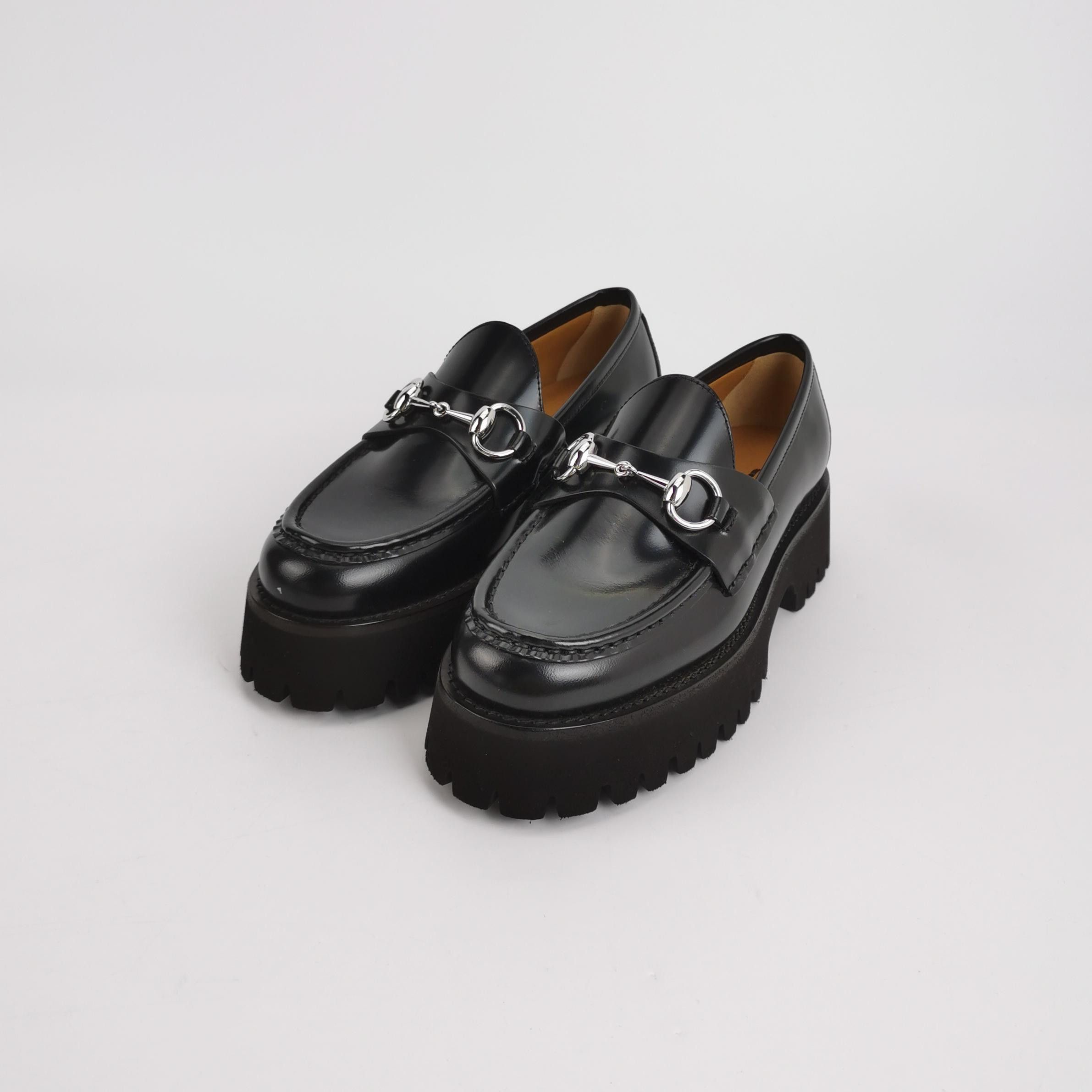 Gucci Gucci Women 5-5 Flats Size US 5.5 / IT 35.5 - 2 Thumbnail