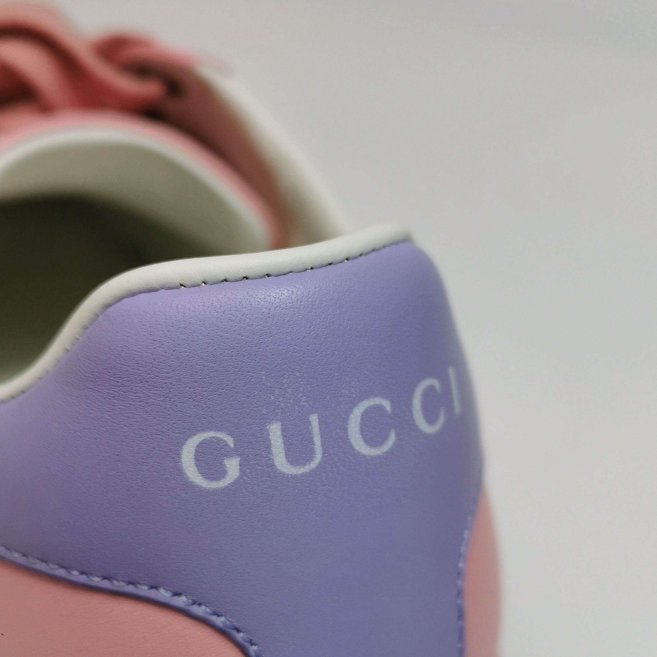Gucci Gucci Women 5 Lowtop Sneakers Size US 5 / IT 35 - 7 Thumbnail