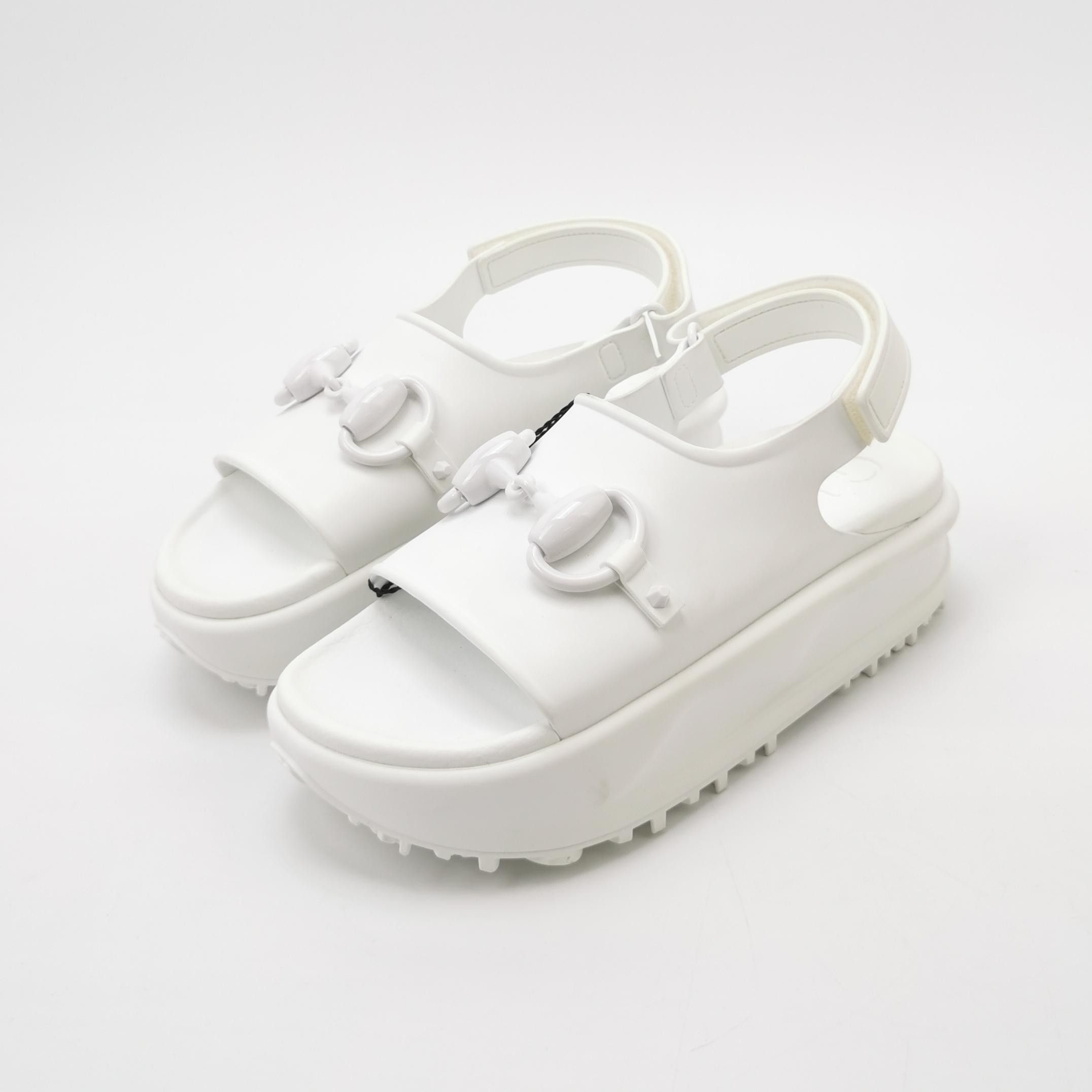 Gucci Gucci Women 6 Sandals Size US 6 / IT 36 - 2 Thumbnail