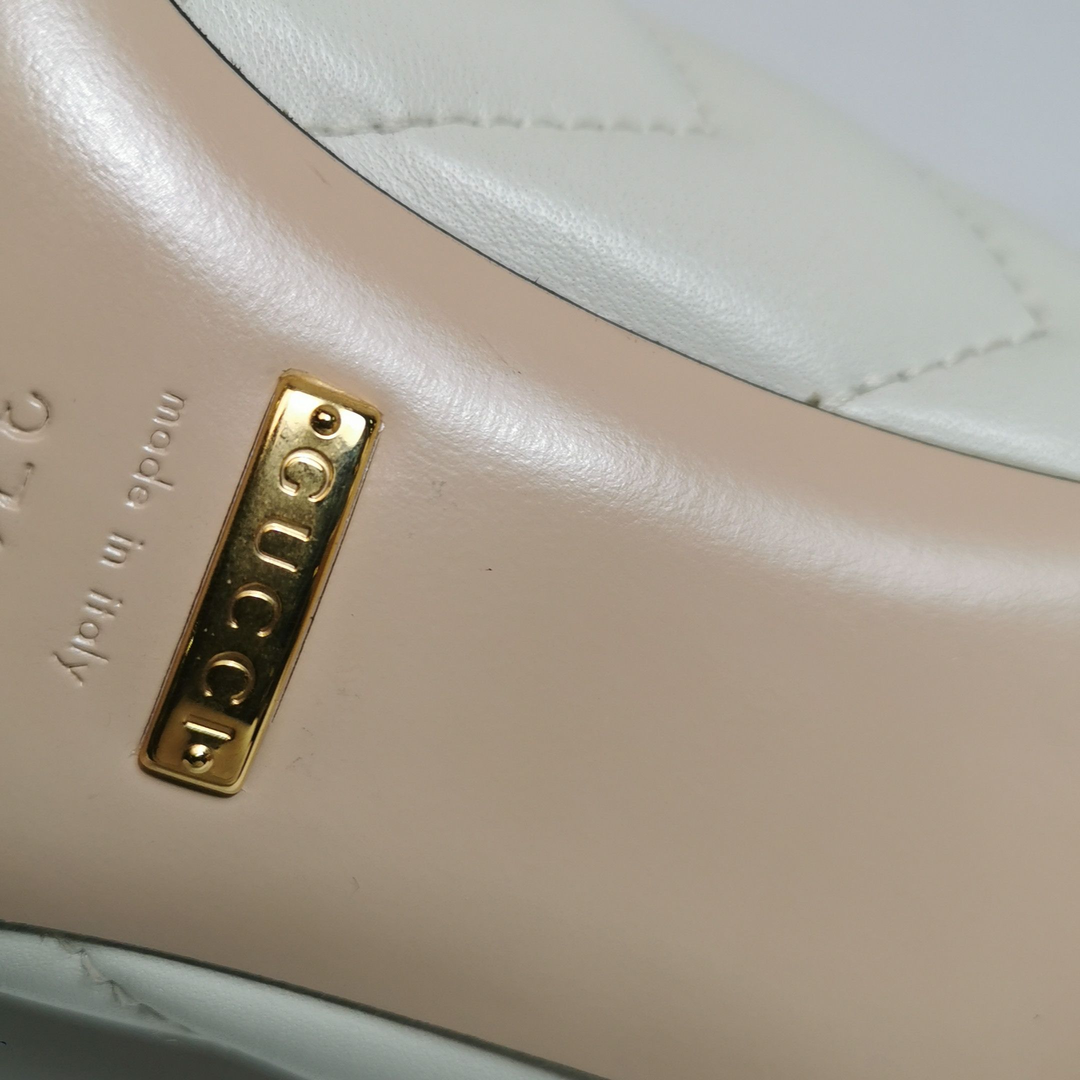Gucci Gucci Women 7-5 Heels Size US 7.5 / IT 37.5 - 7 Thumbnail