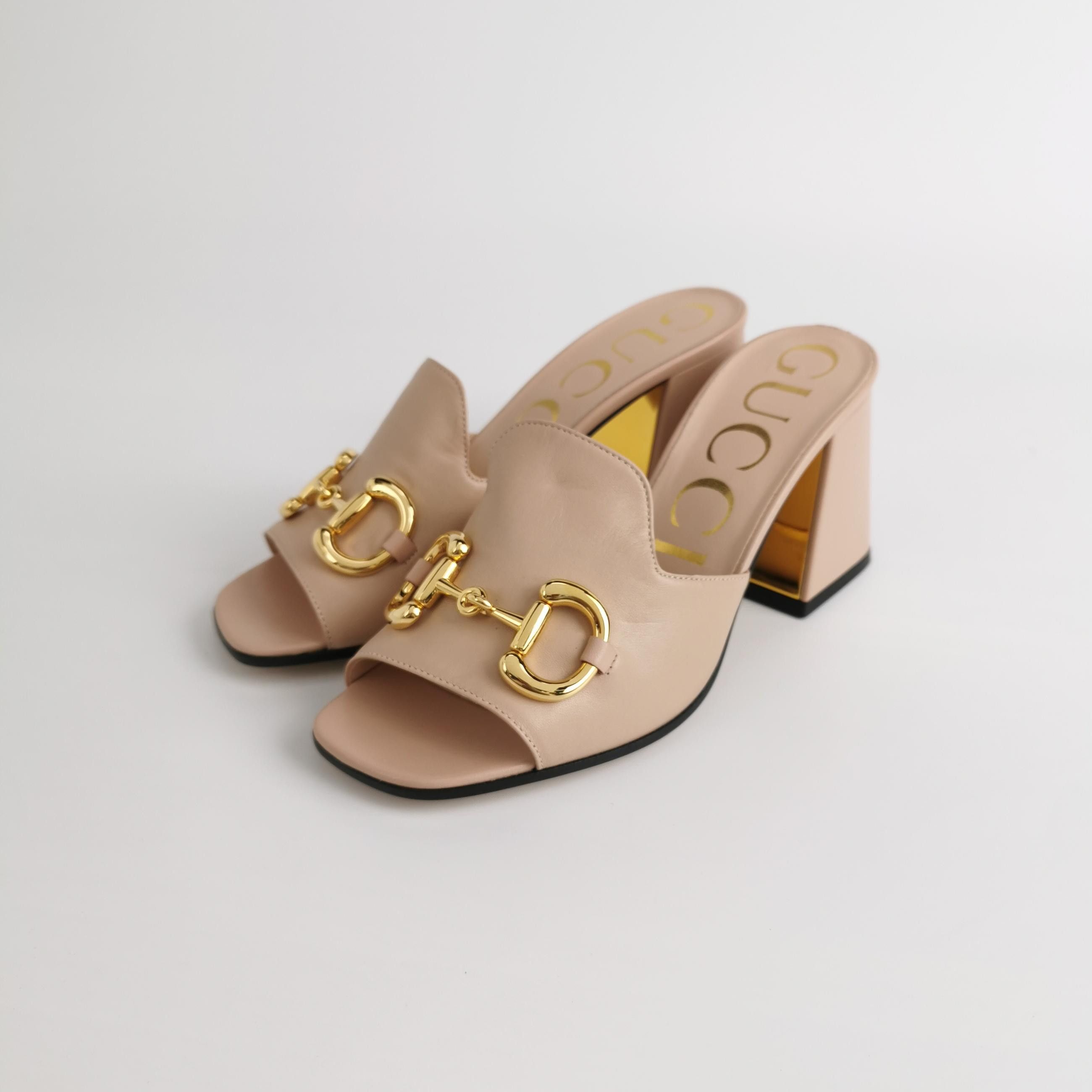 Gucci Gucci Women 6 Sandals Size US 6 / IT 36 - 2 Thumbnail