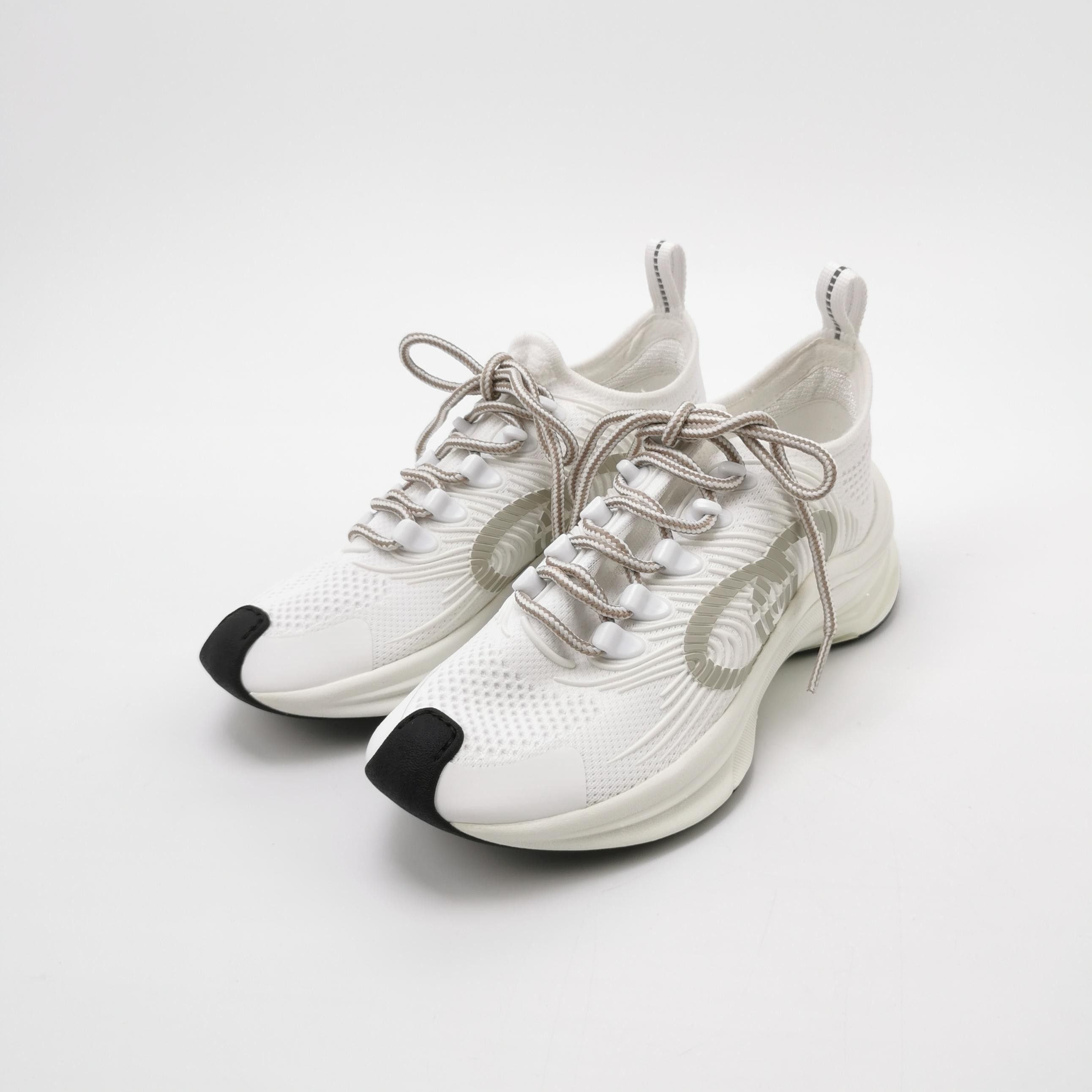 Gucci Gucci Women 5-5 Lowtop Sneakers Size US 5.5 / IT 35.5 - 2 Thumbnail