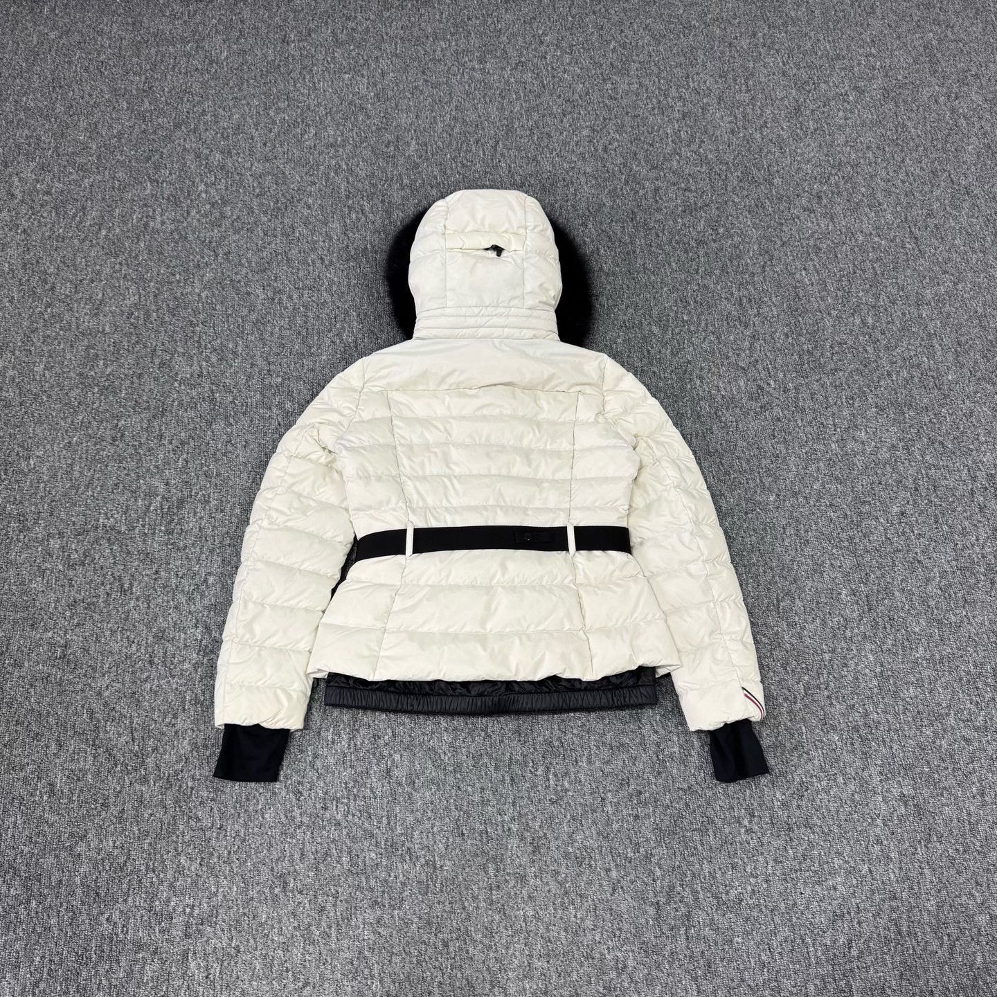 Moncler Moncler Beverley Hooded Down Jacket Size L / US 10 / IT 46 - 2 Thumbnail