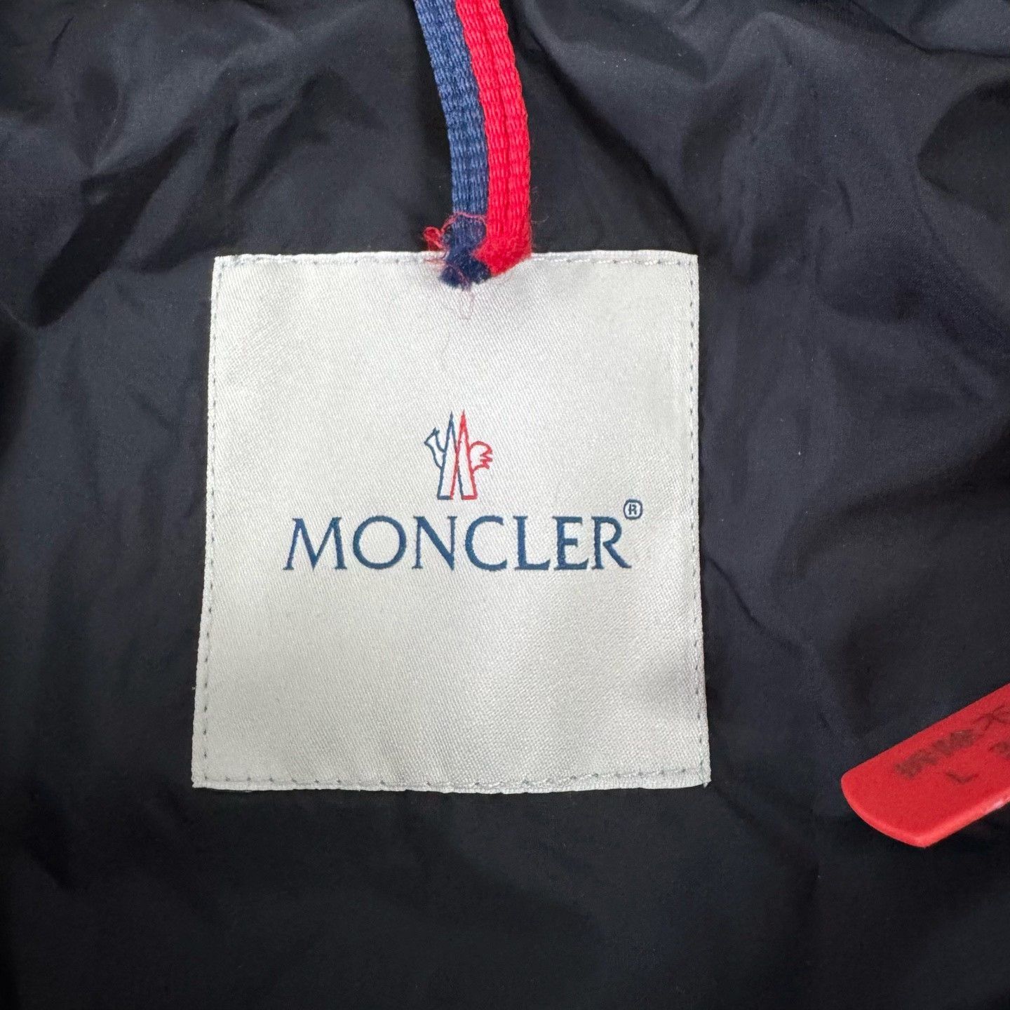 Moncler Moncler Long Raccoon Fur Collar Hooded Down Jacket Size XS / US 0-2 / IT 36-38 - 6 Thumbnail