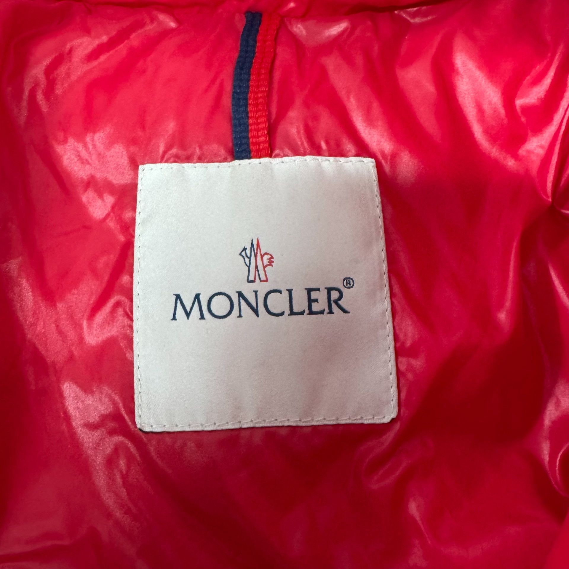 Moncler Moncler Red Hooded Down Jacket Sleeve Logo Size M / US 6-8 / IT 42-44 - 6 Thumbnail