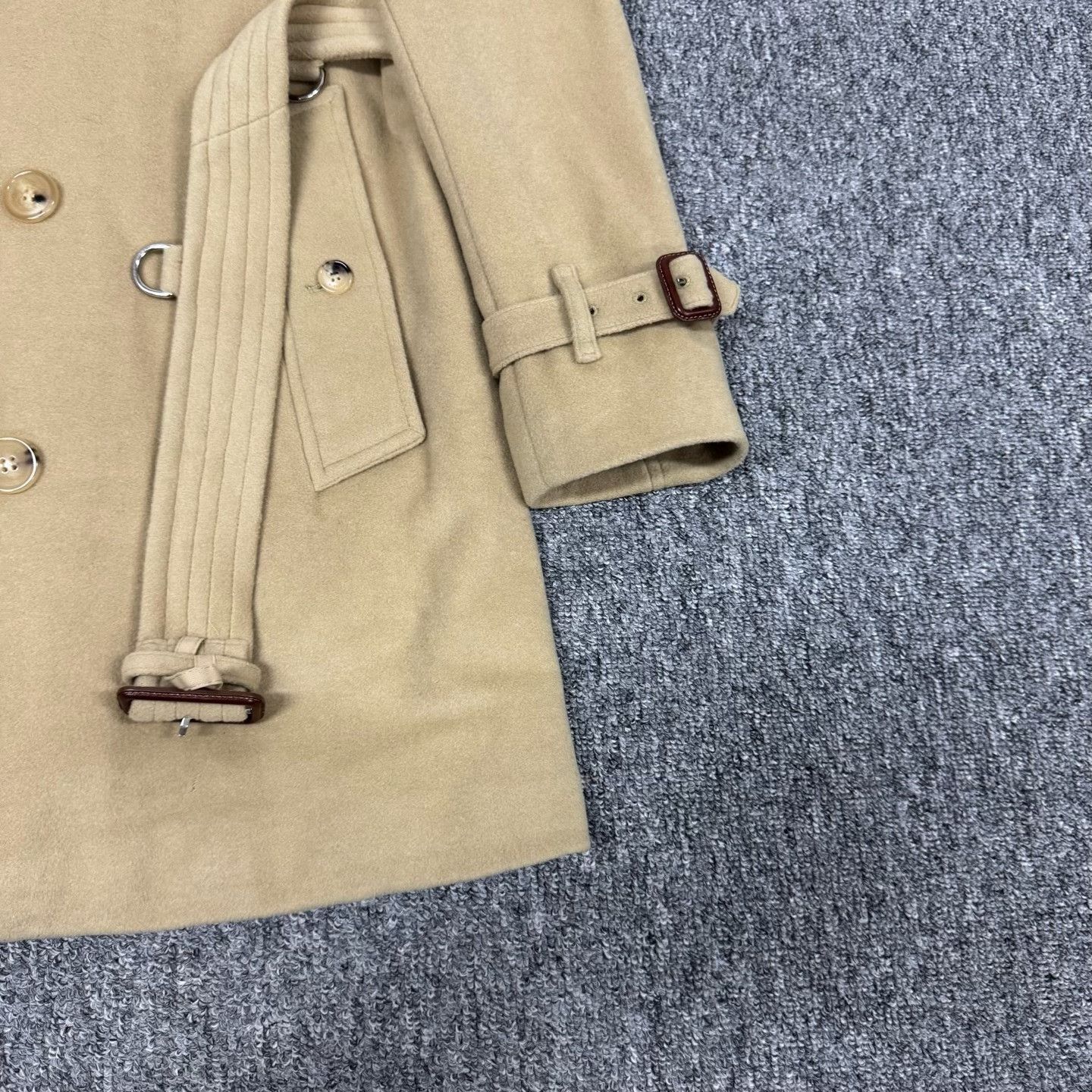 Burberry Burberry Lapel Belt Double-Breasted Wool Coat Size US L / EU 52-54 / 3 - 3 Thumbnail