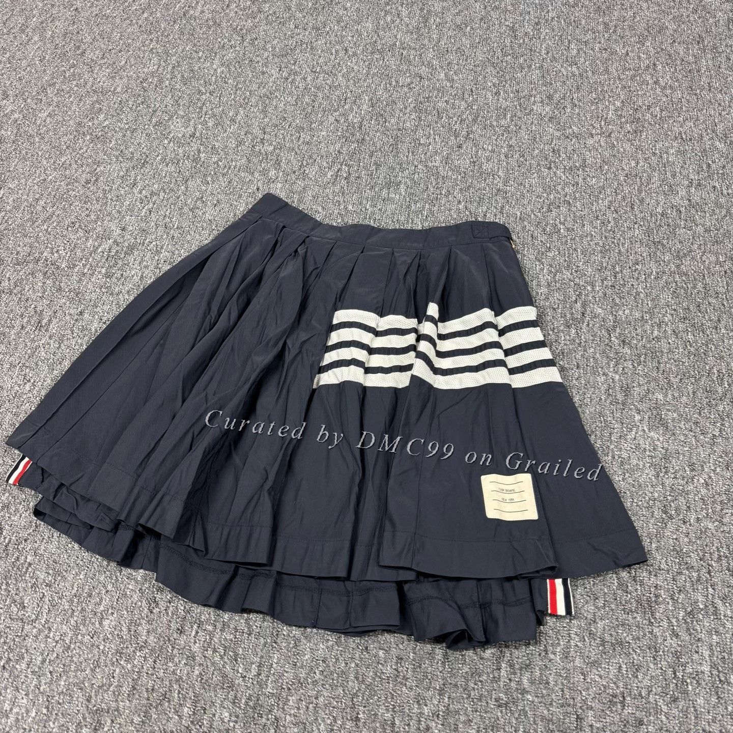 Thom Browne Thom Browne Classic 4-Stripe Pleated Skirt Size 42" / US 20 - 3 Thumbnail