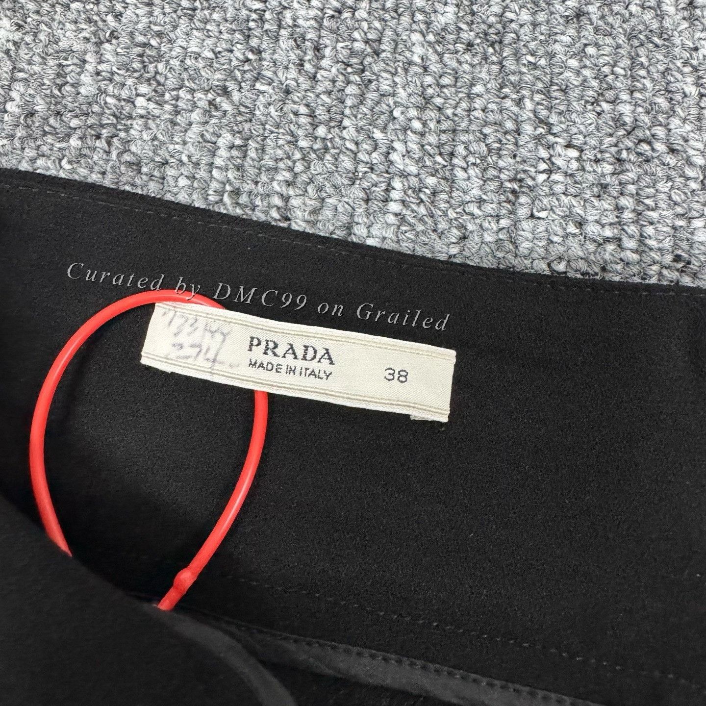 Prada Prada Black Mid-Rise Short Skirt Size 38" / US 16 / IT 52 - 4 Thumbnail