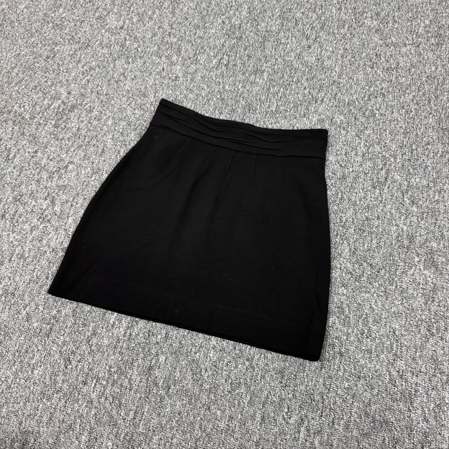 Prada Prada Black Mid-Rise Short Skirt Size 38" / US 16 / IT 52 - 3 Thumbnail