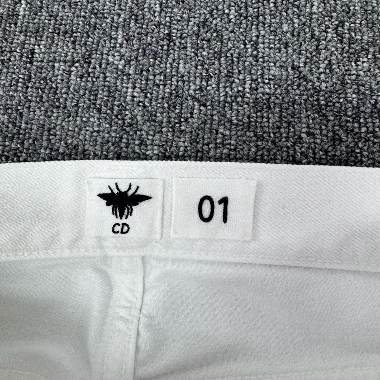 Dior Dior White Distressed Hem Denim Pants Size US 34 / EU 50 - 5 Thumbnail