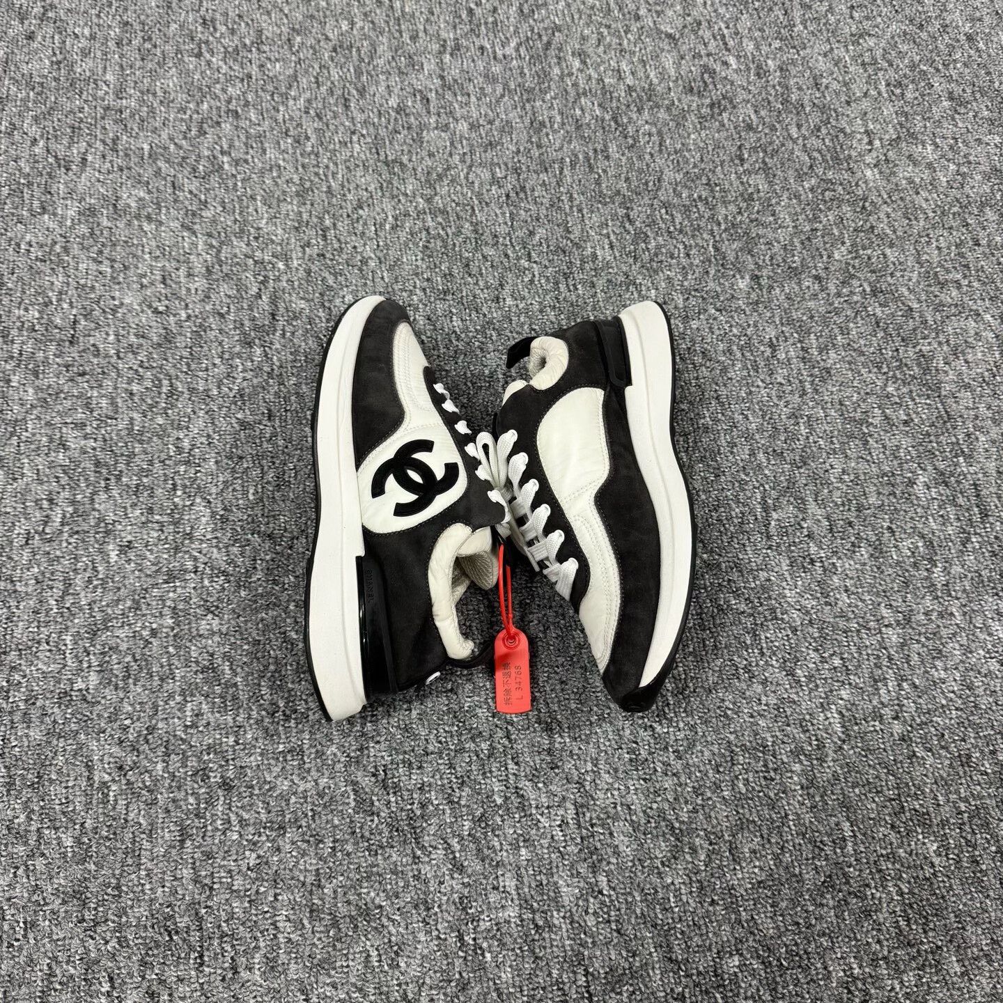 Chanel Chanel Double C Low-Top Sneakers Size US 6.5 / IT 36.5 - 6 Thumbnail