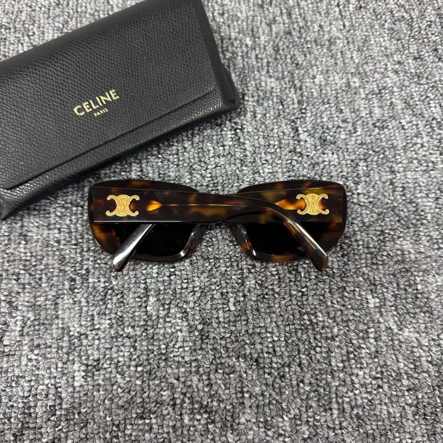 Celine Celine Tortoise Shell Triomphe Sunglasses Size ONE SIZE - 3 Thumbnail