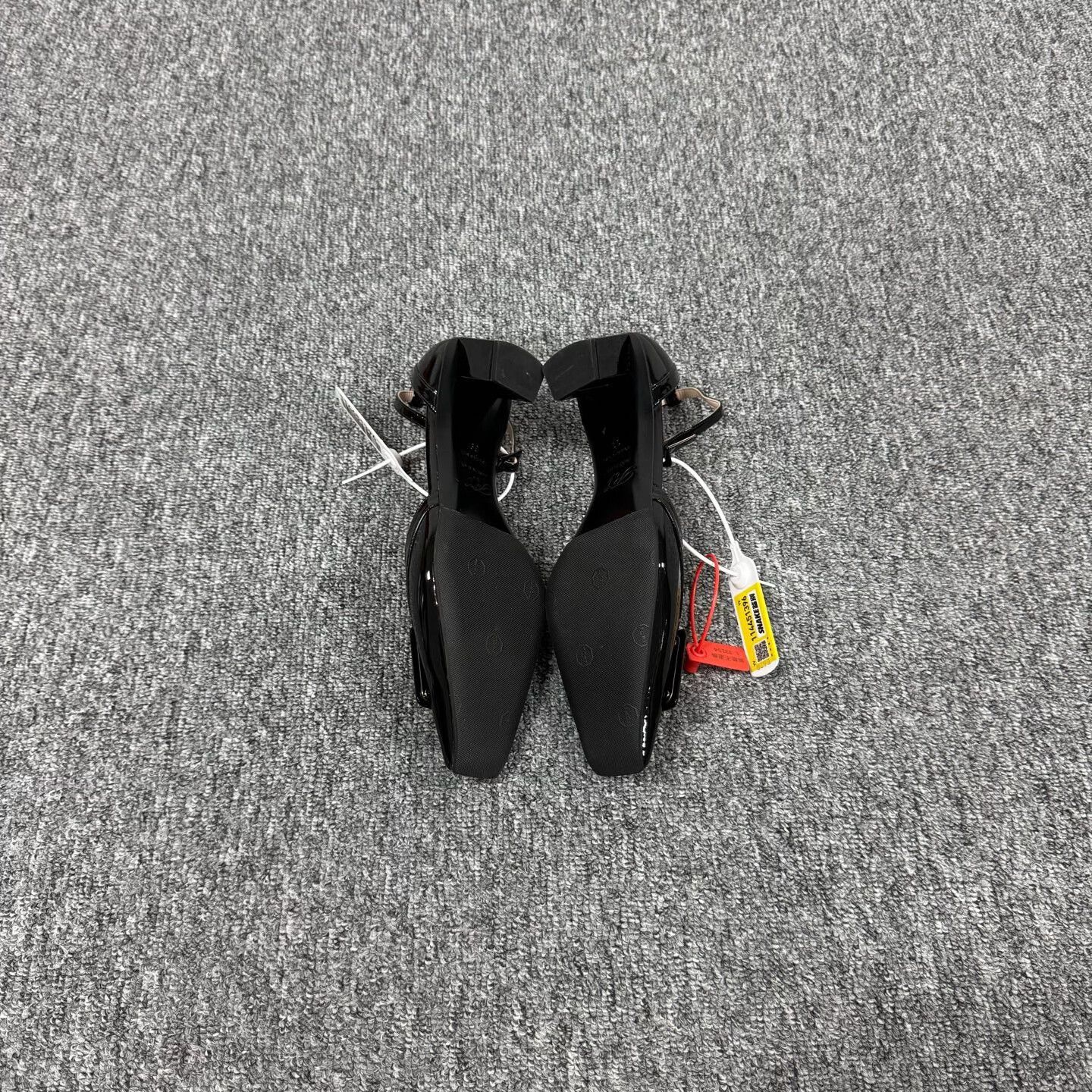 Roger Vivier Roger RV Patent Leather Square Buckle Low-Heel Sandals Size US 8 / IT 38 - 5 Thumbnail