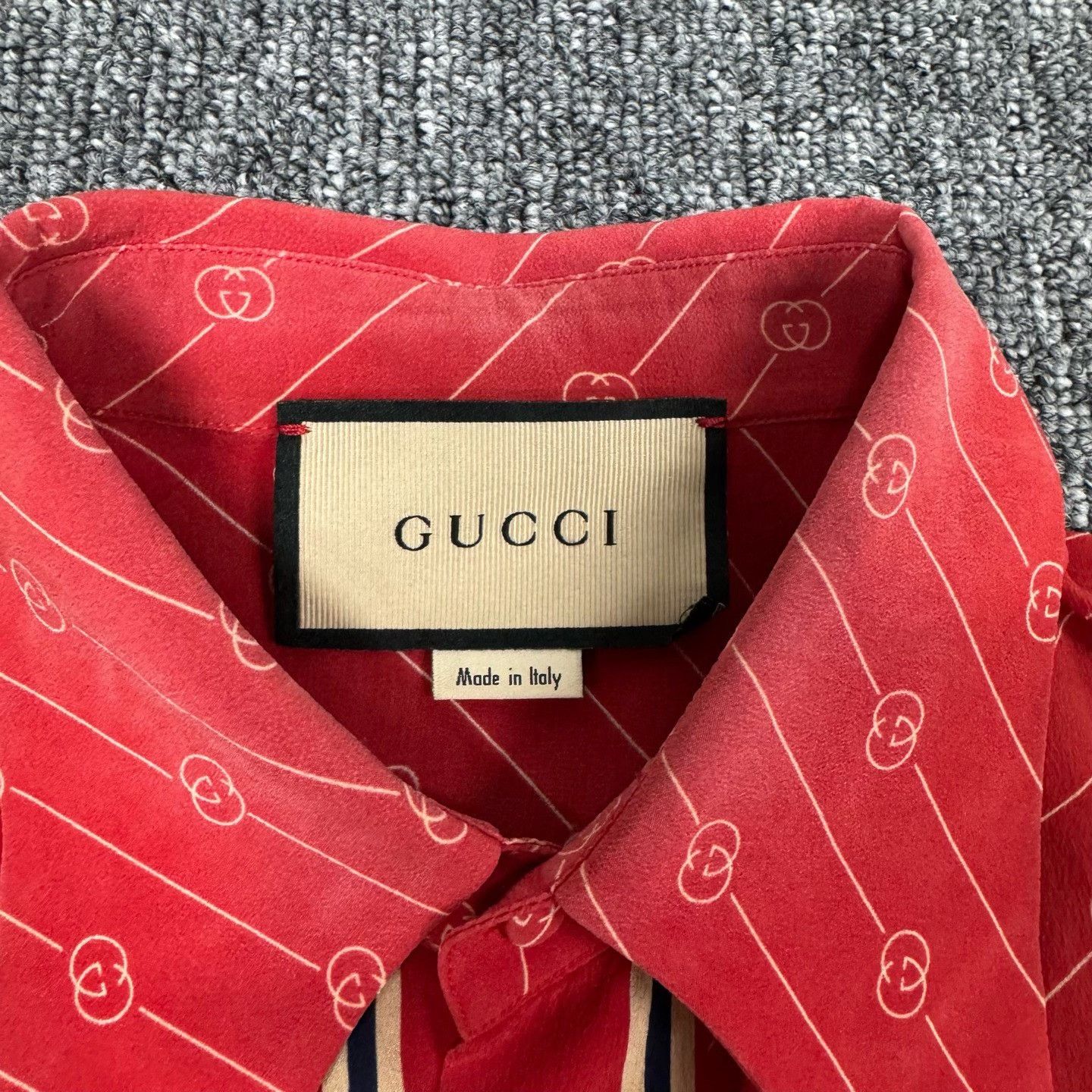 Gucci Gucci SS21 Silk Diagonal Stripe Sun Shirt Size US S / EU 44-46 / 1 - 5 Thumbnail