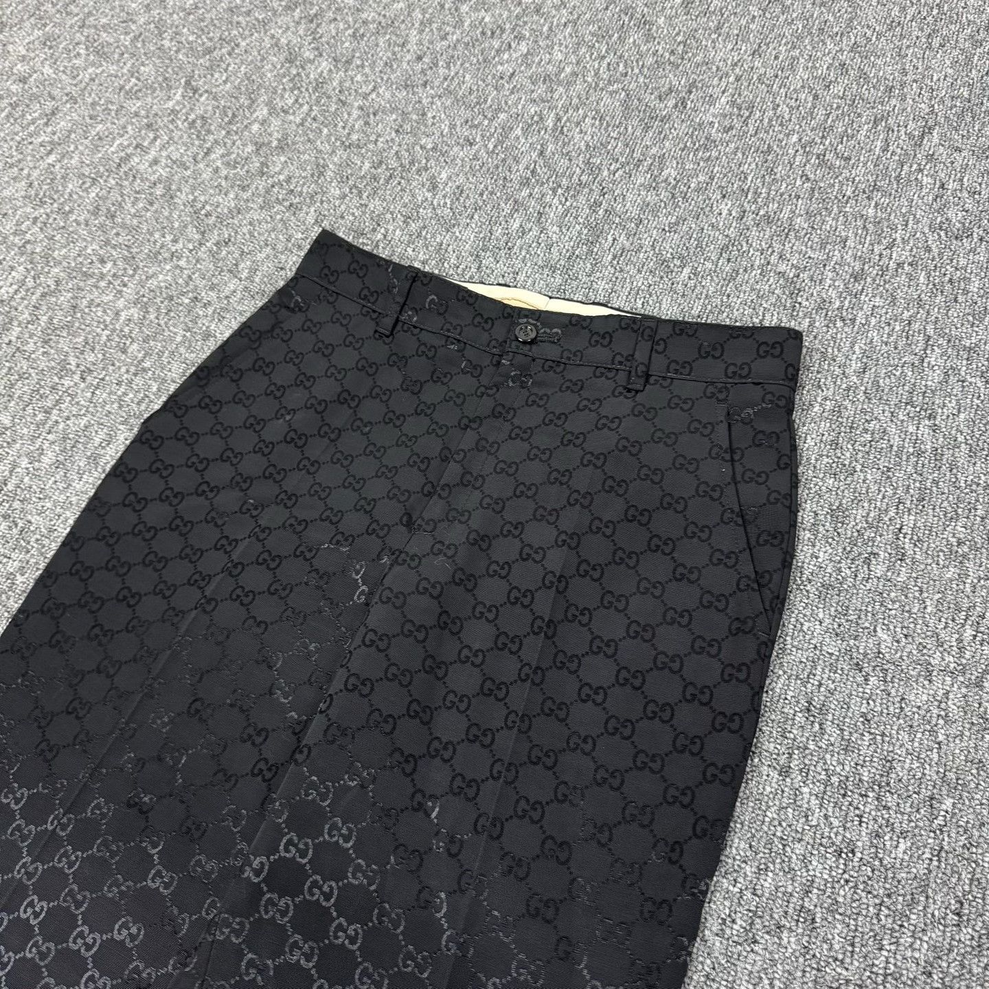 Gucci Gucci Subtle Pattern Casual Trousers 40 Size US 40 / EU 56 - 4 Thumbnail
