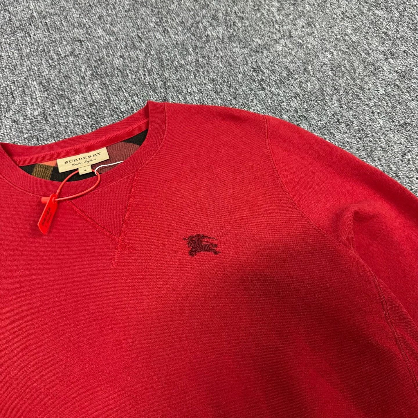 Burberry Burberry Red Knight Embroidery Sweatshirt M Size US M / EU 48-50 / 2 - 5 Thumbnail