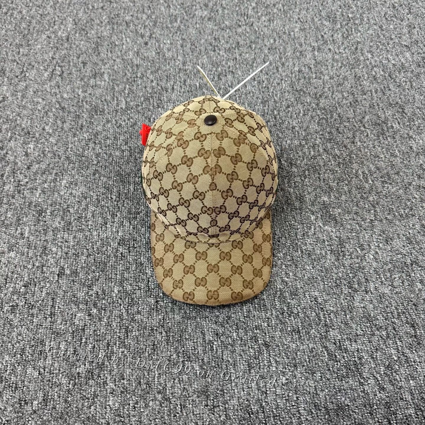 Gucci Gucci Classic GG Canvas Baseball Cap Size ONE SIZE - 2 Thumbnail