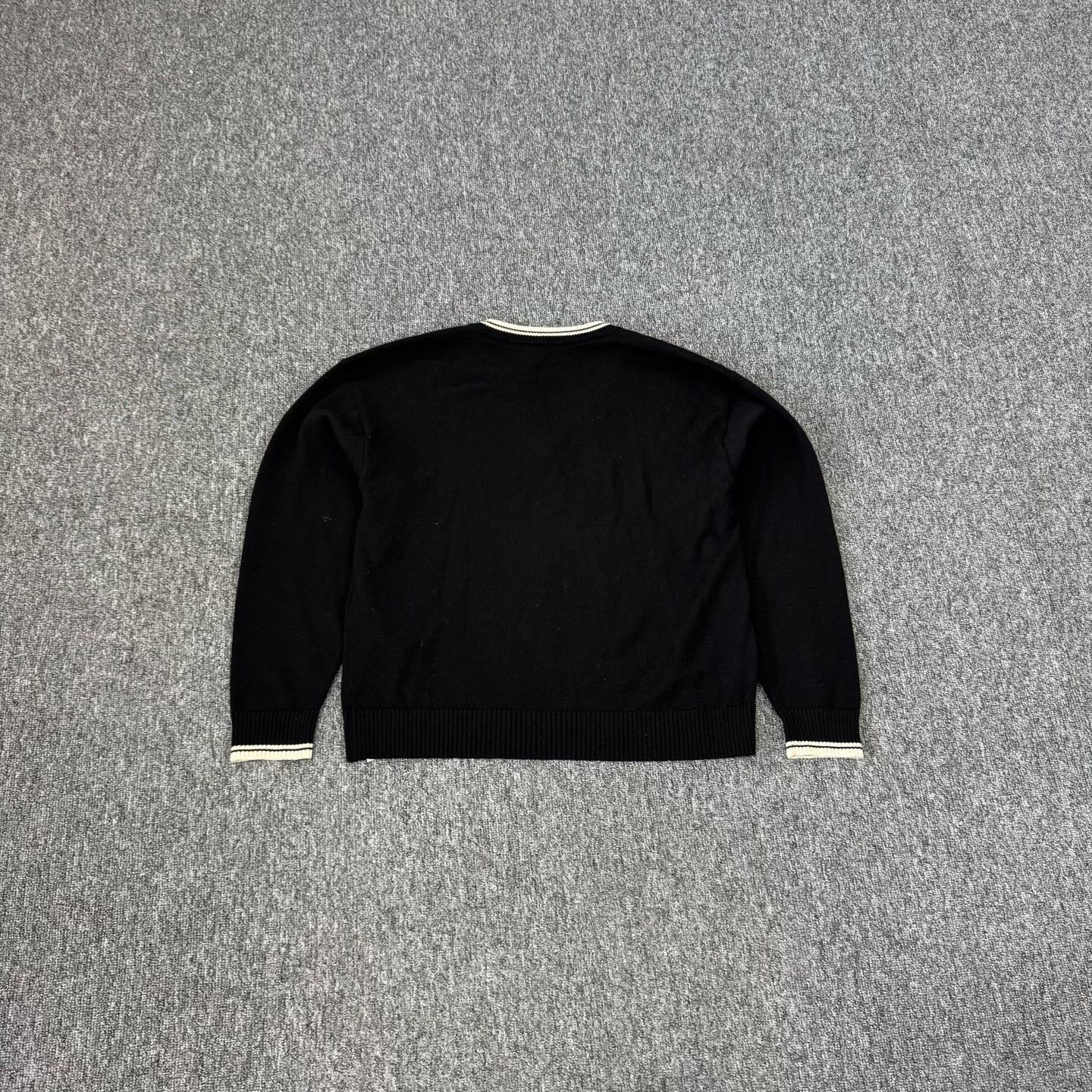Celine Celine Triomphe Embroidery V-neck Pullover Size L / US 10 / IT 46 - 2 Thumbnail