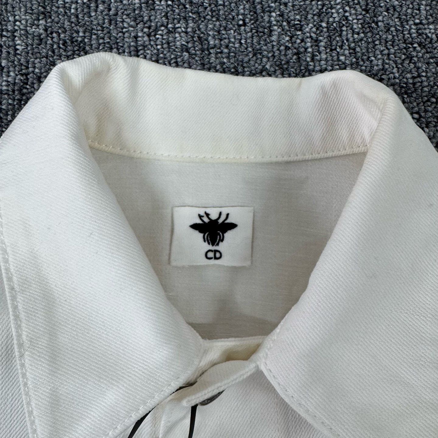 Dior Dior White Back Floral Embroidered Denim Jacket Size XS / US 0-2 / IT 36-38 - 6 Thumbnail