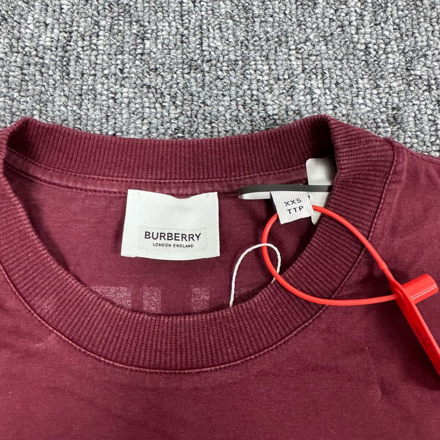 Burberry Burberry SS23 Character Print Short-Sleeve T-Shirt Size XXS / US 00 / IT 34 - 4 Thumbnail