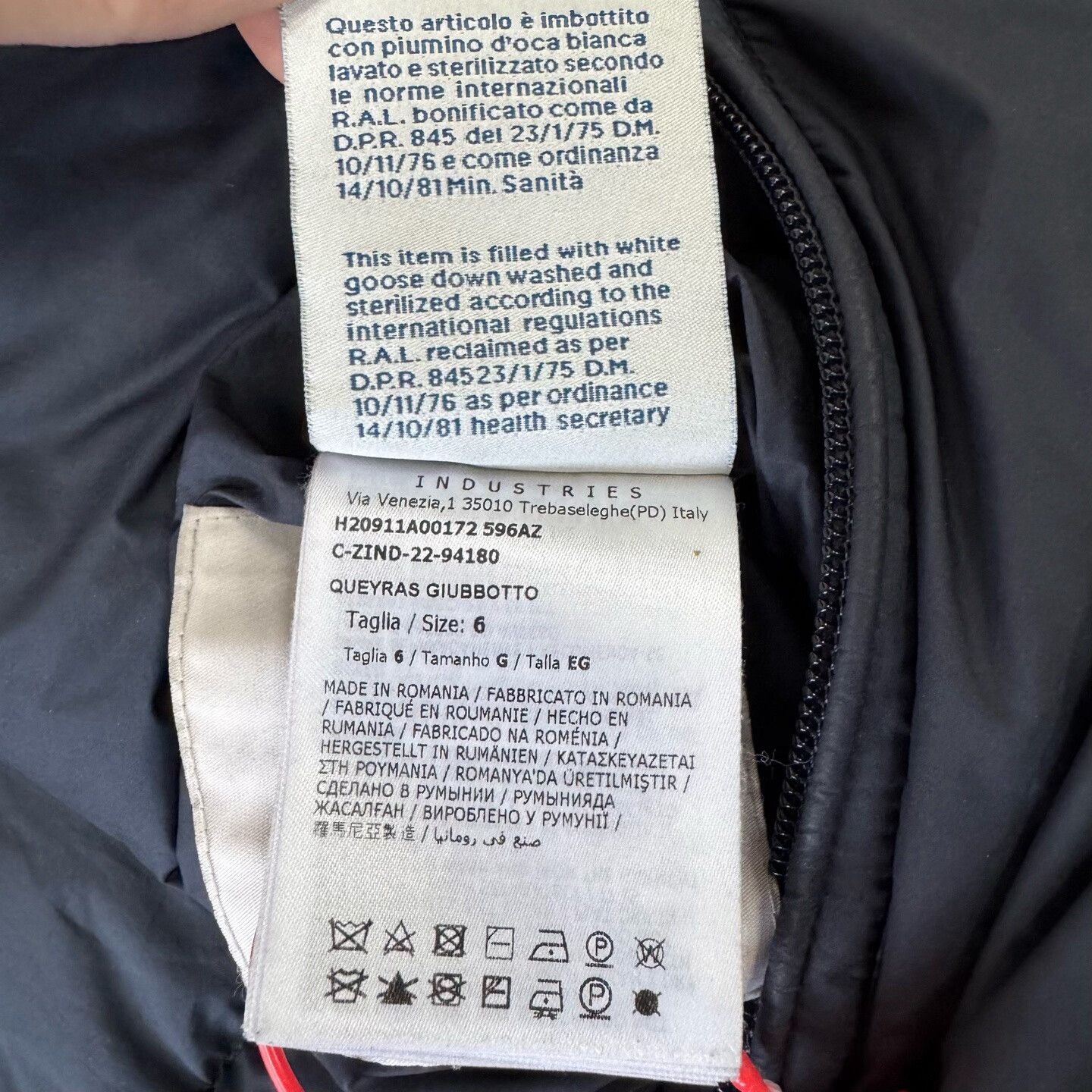Moncler Moncler QUEYRAS Reversible Logo Down Jacket Size US M / EU 48-50 / 2 - 8 Thumbnail
