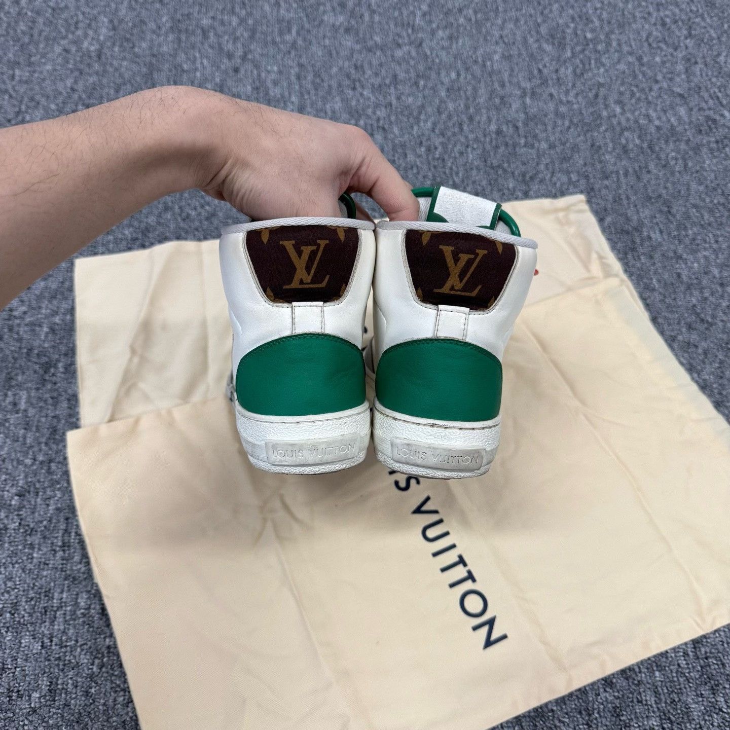 Louis Vuitton Louis Vuitton Charlie White Green Sneakers 37 Size US 6 / IT 36 - 4 Thumbnail