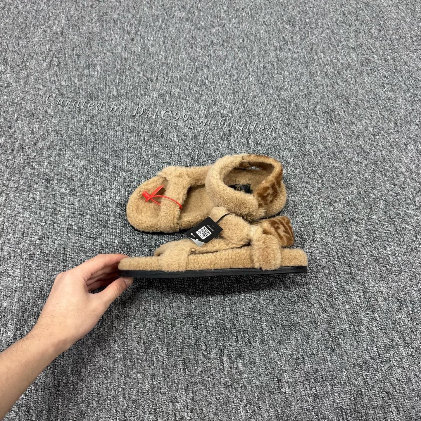 Fendi Fendi Brown Teddy Fur Sandals Size US 6 / IT 36 - 2 Thumbnail