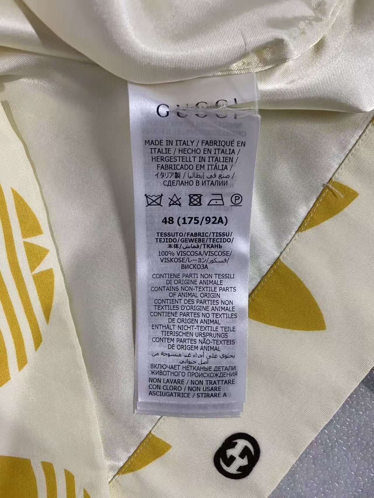 Gucci Gucci x Adidas Originals Trefoil Logo Shirt Size M Size US M / EU 48-50 / 2 - 4 Thumbnail