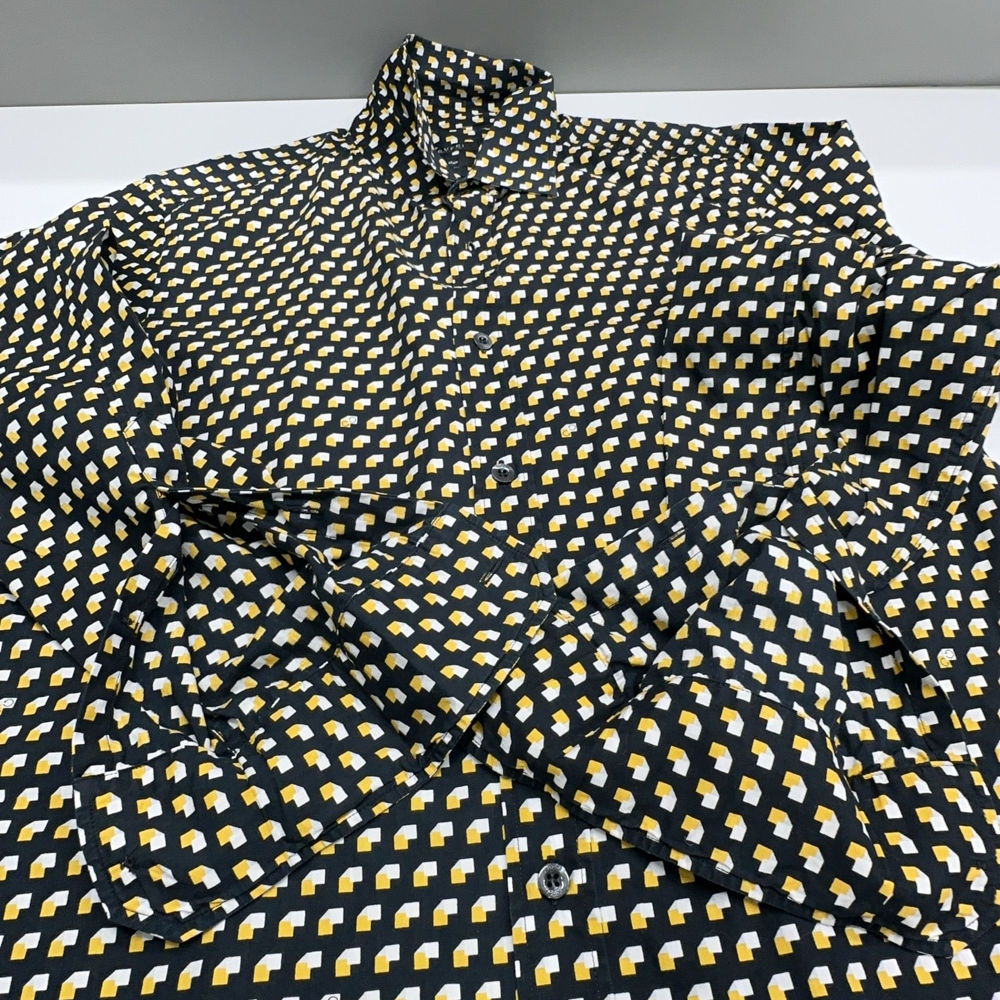 Gucci Gucci Geometric Print Shirt Size M Size US XXS / EU 40 - 12 Thumbnail