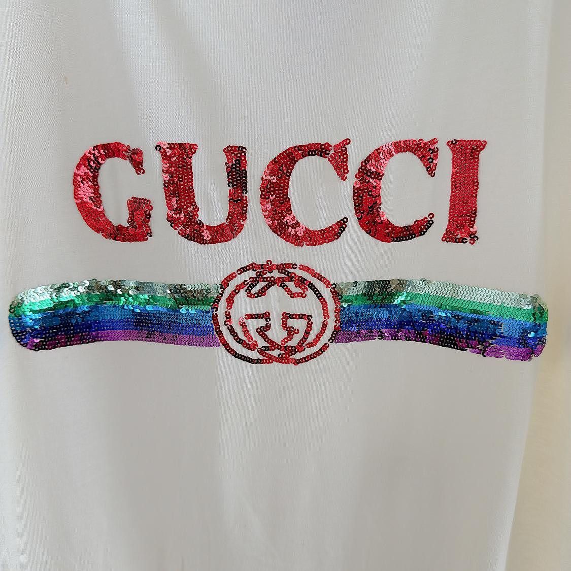 Gucci Gucci Sequined Logo T-Shirt White Size S Size S / US 4 / IT 40 - 7 Thumbnail