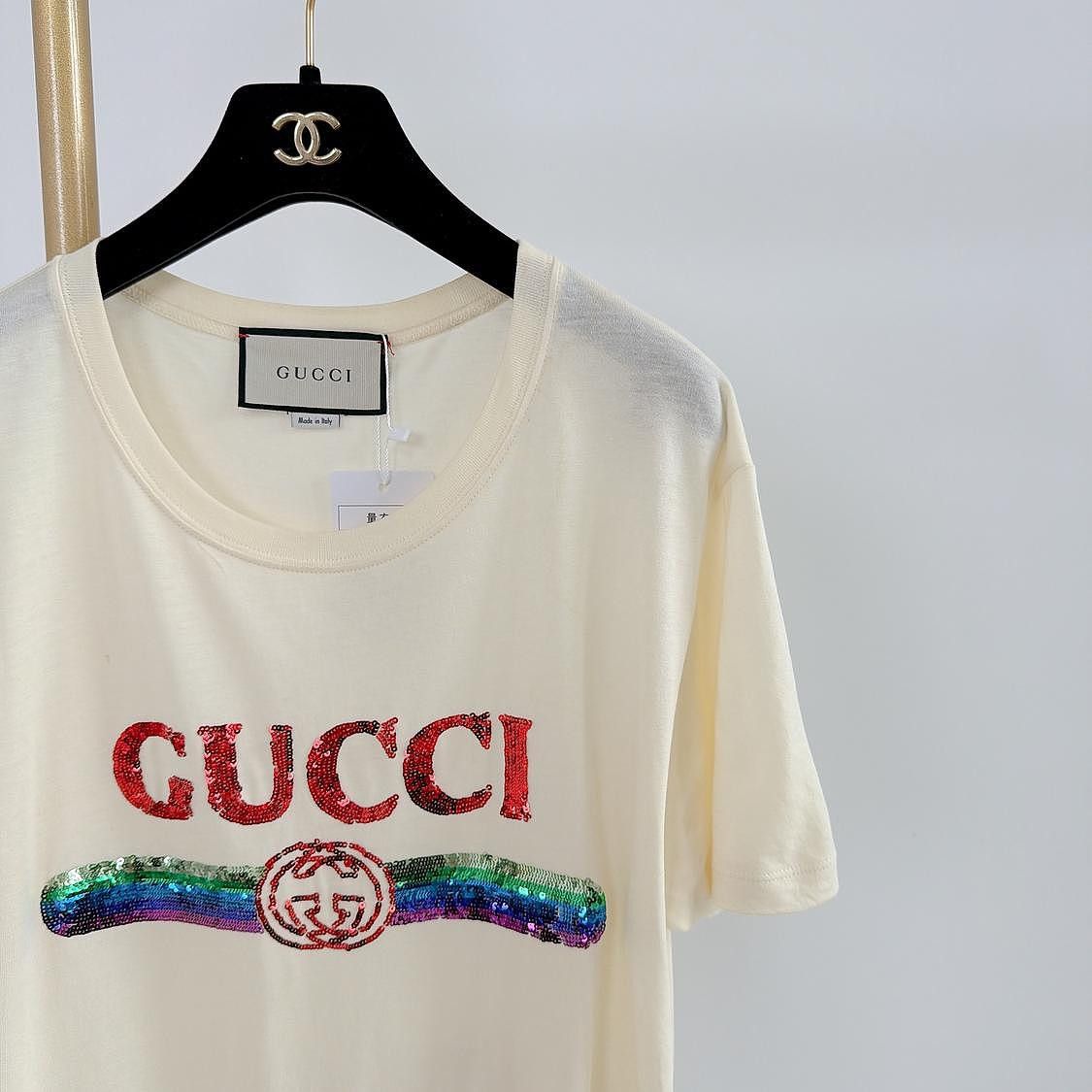 Gucci Gucci Sequined Logo T-Shirt White Size S Size S / US 4 / IT 40 - 5 Thumbnail