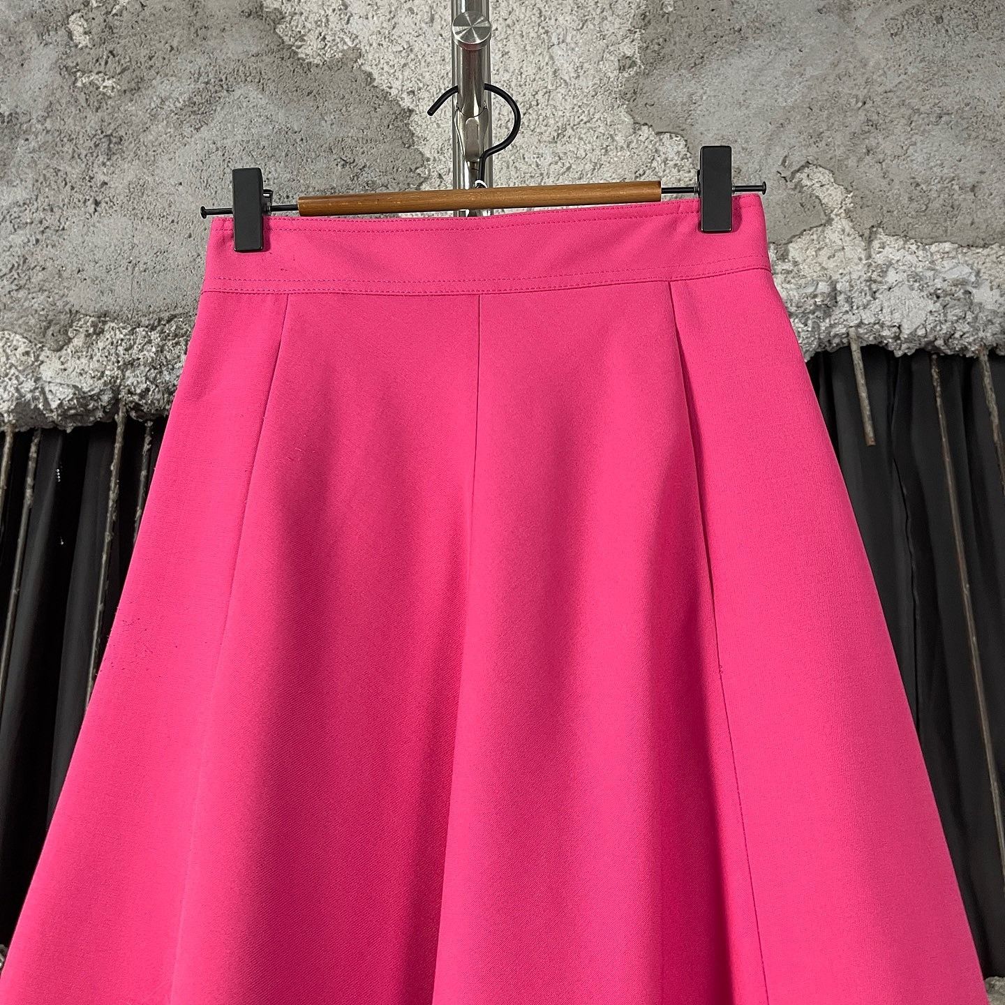 Gucci Gucci Silk Wool Blend Midi Skirt IT 36 Size 25" / US 0 / IT 36 - 7 Thumbnail
