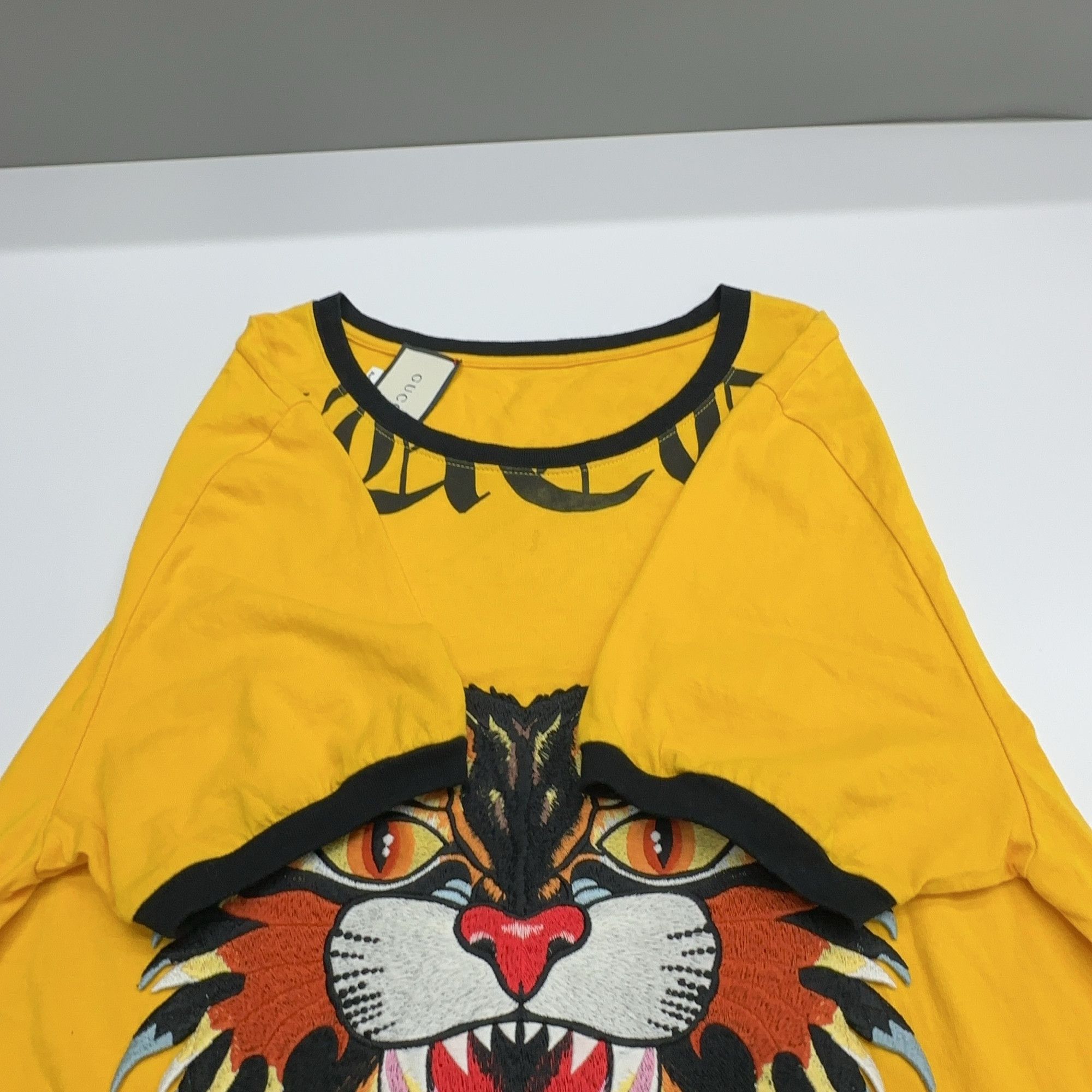 Gucci Gucci Tiger Embroidery T-Shirt Size M Size US M / EU 48-50 / 2 - 11 Thumbnail