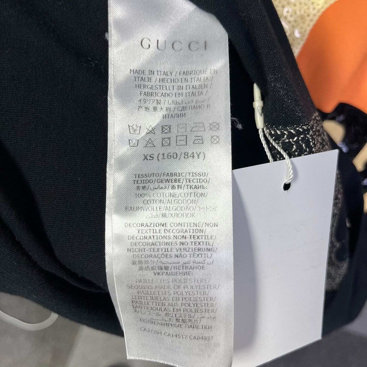 Gucci Gucci Heart Sequin T-Shirt Size XS Size XS / US 0-2 / IT 36-38 - 4 Thumbnail