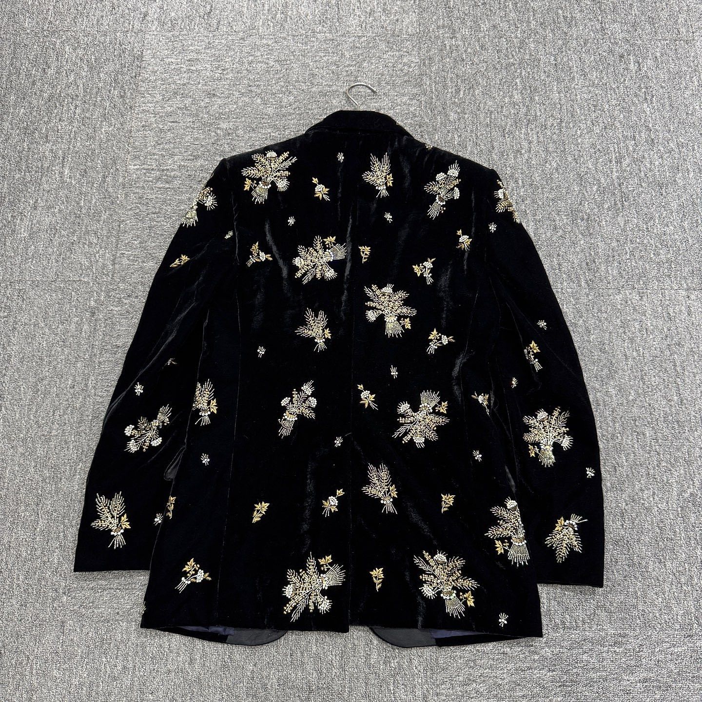 Gucci Gucci Embroidered Velvet Blazer Size 38R Size 38R - 2 Thumbnail