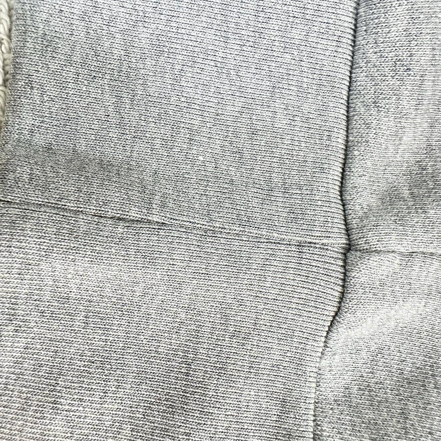 Gucci Gucci Side Stripe Logo Sweatshirt Gray Size L Size US L / EU 52-54 / 3 - 9 Thumbnail