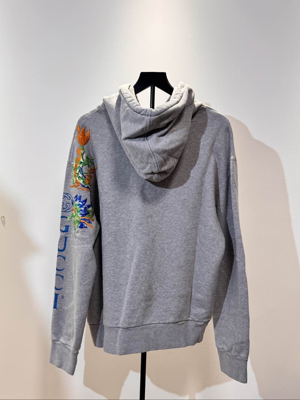 Gucci Gucci Logo Graphic Hoodie Size L Size US L / EU 52-54 / 3 - 2 Thumbnail