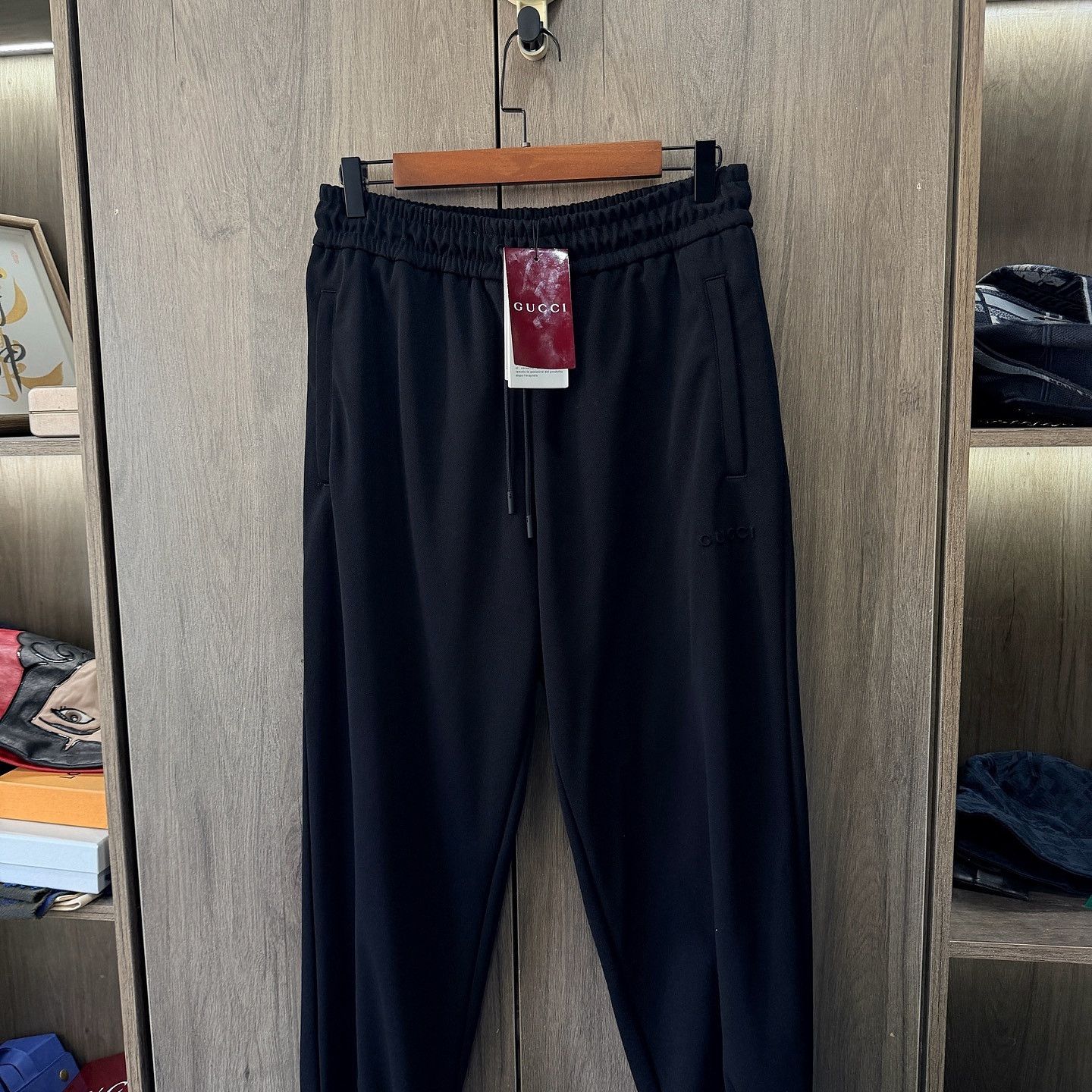 Gucci Gucci Black Logo Stripe Sweatpants Size S Size US 30 / EU 46 - 7 Thumbnail