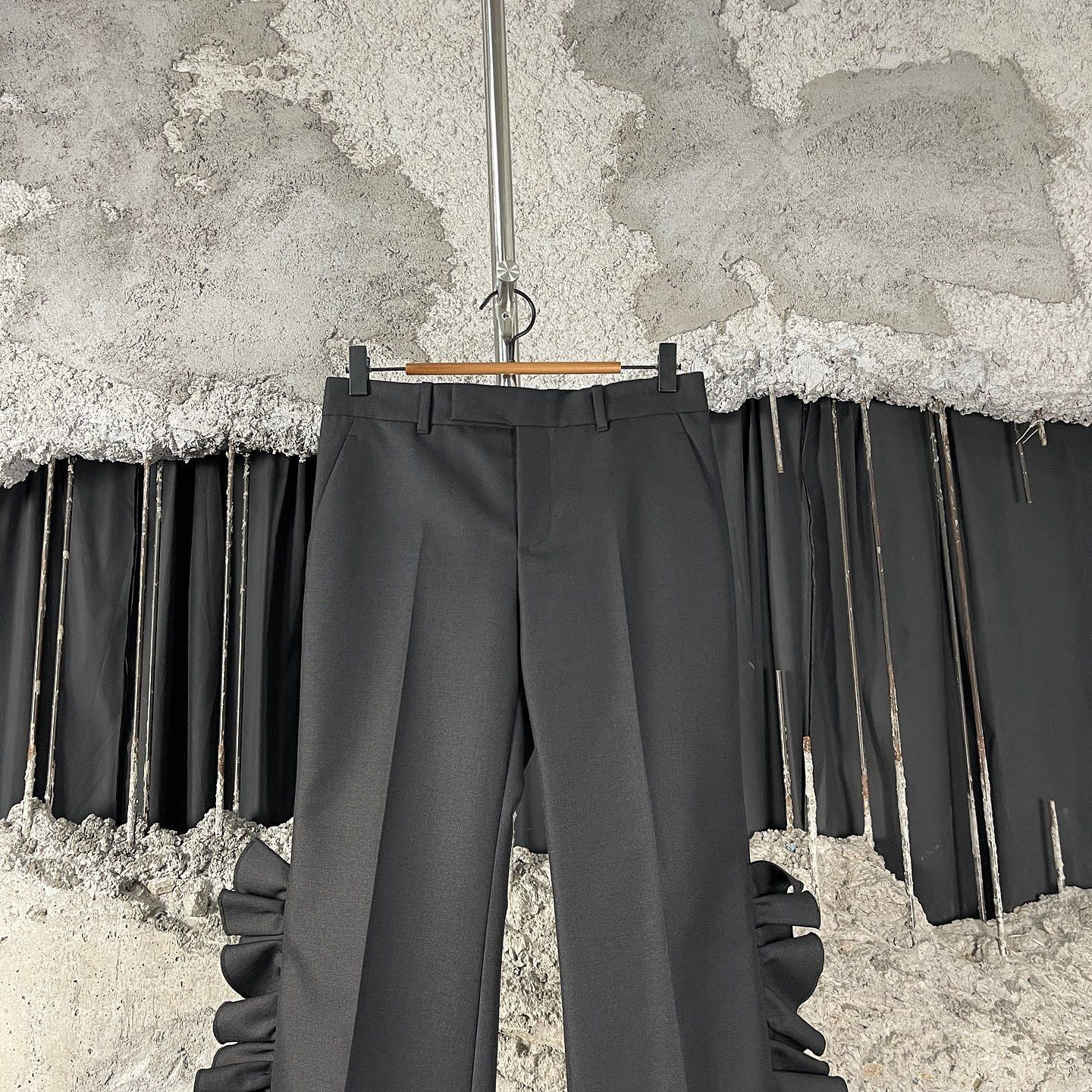 Gucci Gucci Ruffle Hem Pants Size 38 Size 26" / US 2 / IT 38 - 6 Thumbnail