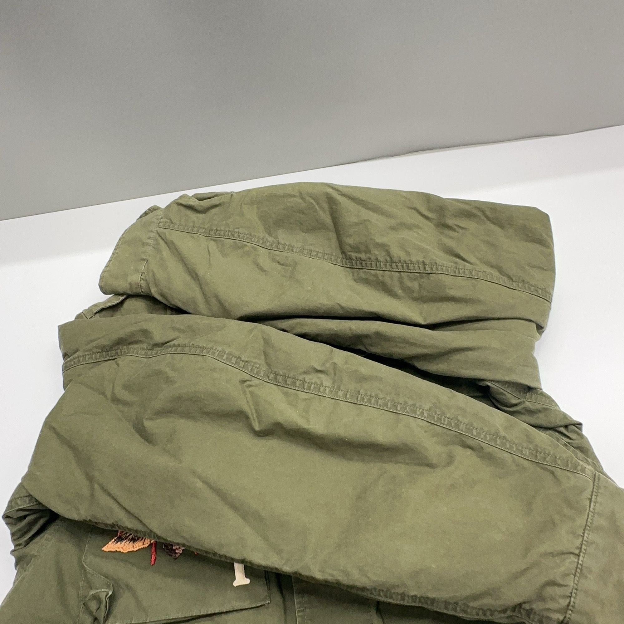 Gucci Gucci Insect Embroidery Field Jacket Size 46 Size US S / EU 44-46 / 1 - 12 Thumbnail