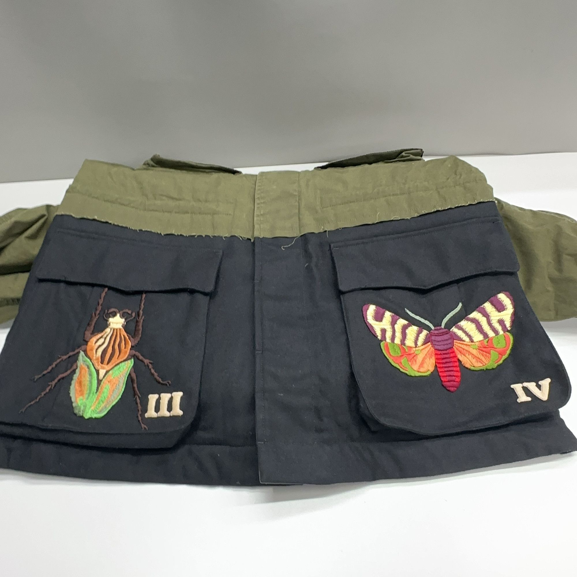 Gucci Gucci Insect Embroidery Field Jacket Size 46 Size US S / EU 44-46 / 1 - 10 Thumbnail