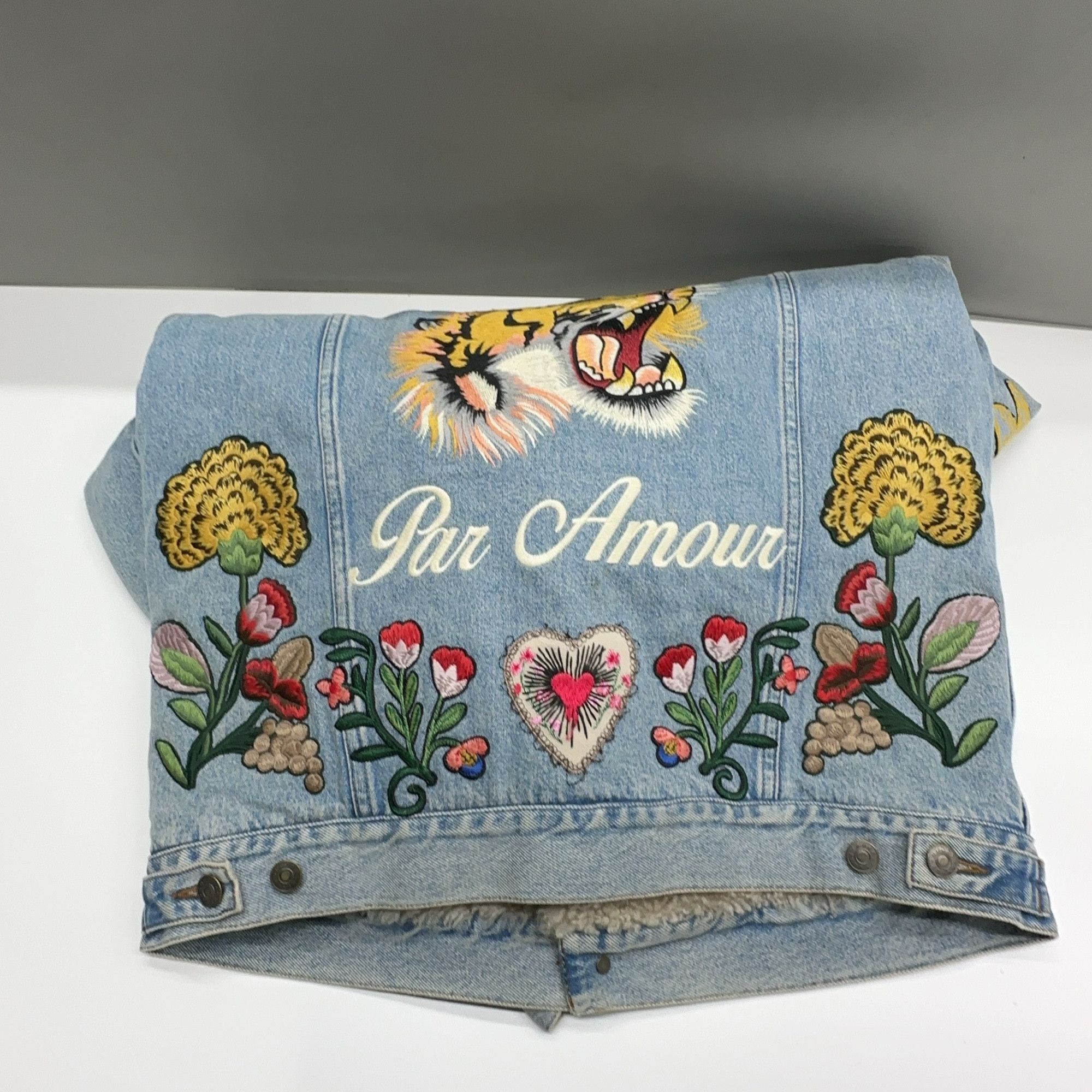 Gucci Gucci Embroidered Shearling Denim Jacket Size 44 Size US S / EU 44-46 / 1 - 14 Thumbnail