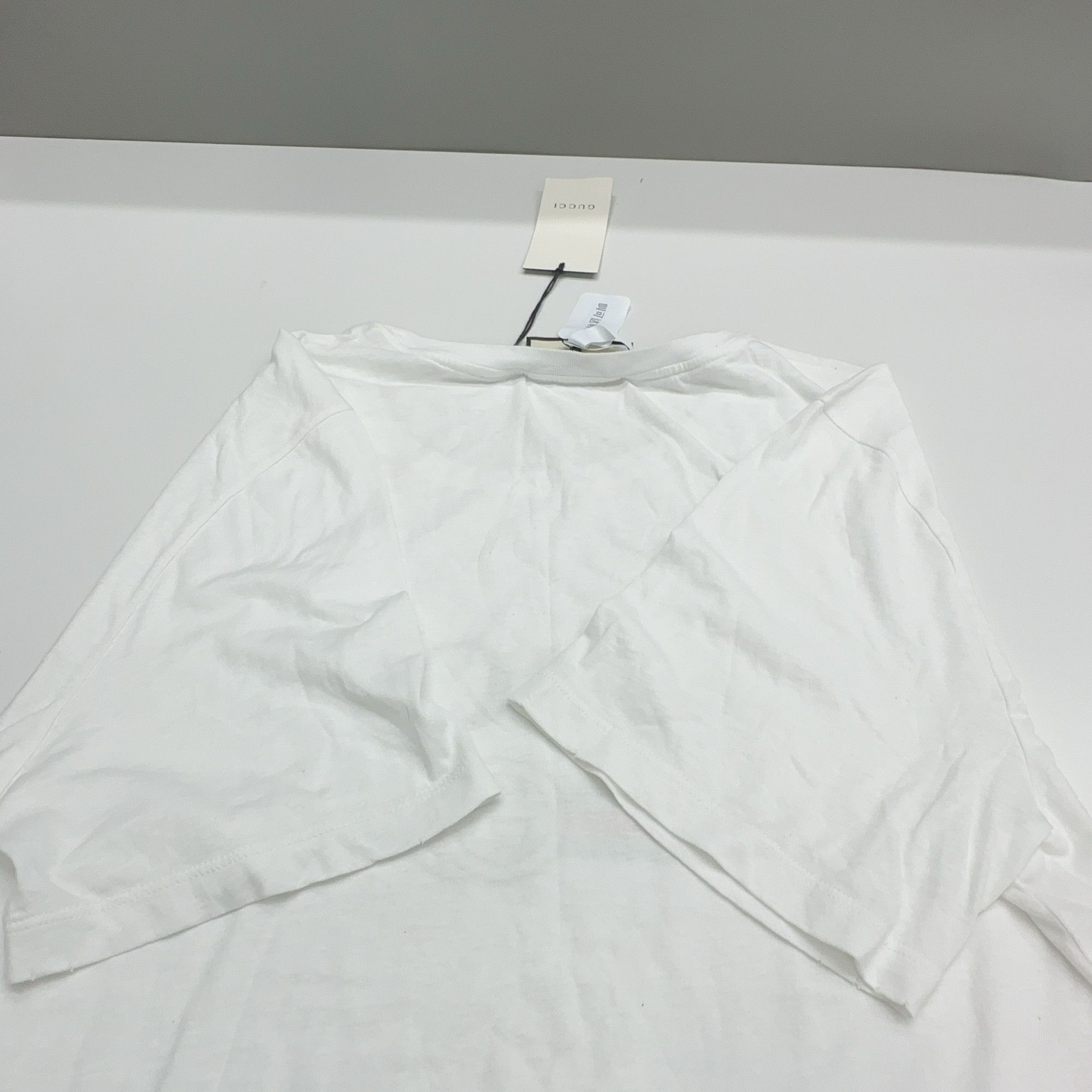 Gucci Gucci Logo Graphic T-Shirt Size XL Size US XL / EU 56 / 4 - 10 Thumbnail