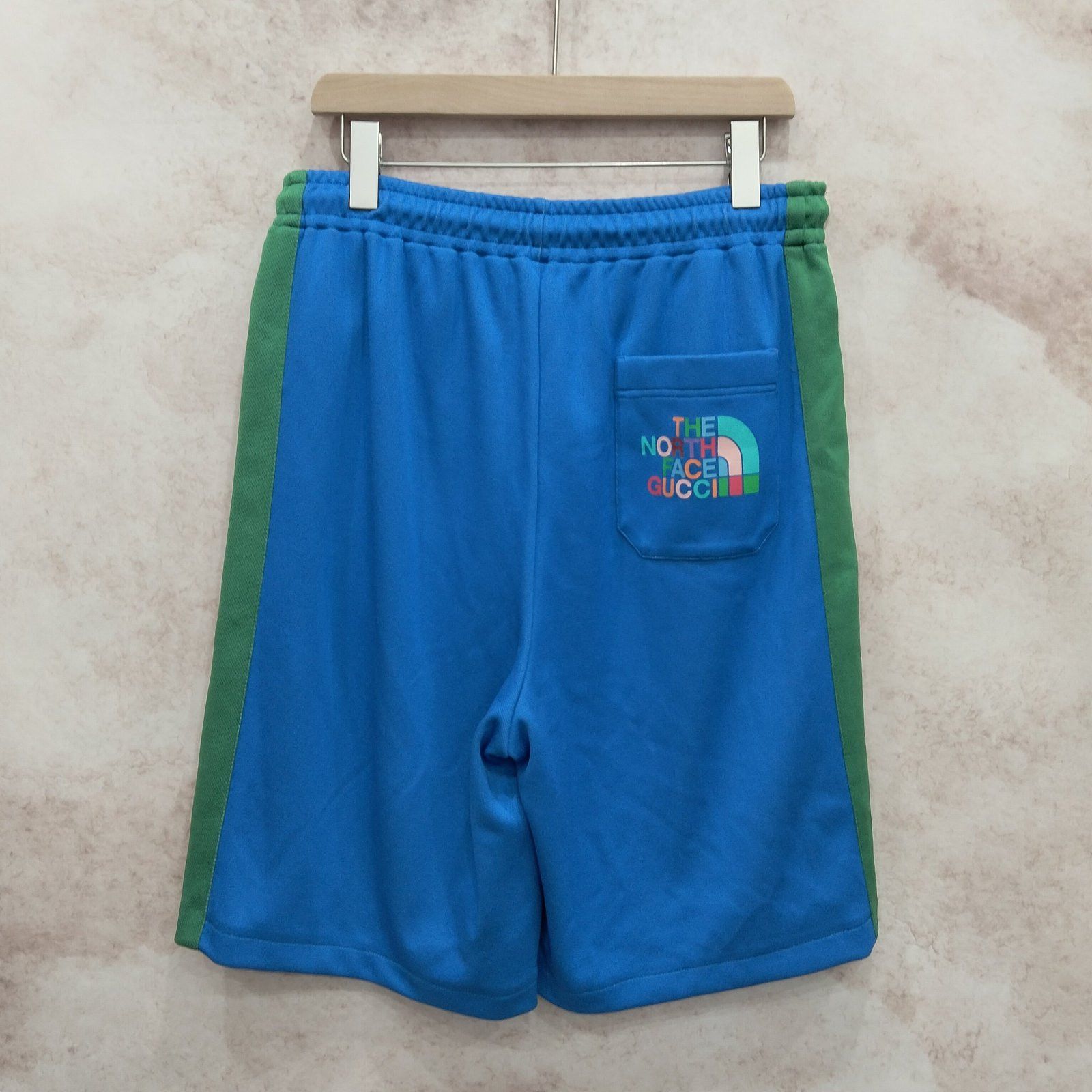 Gucci Gucci x The North Face Logo Shorts Size L Size US 34 / EU 50 - 2 Thumbnail