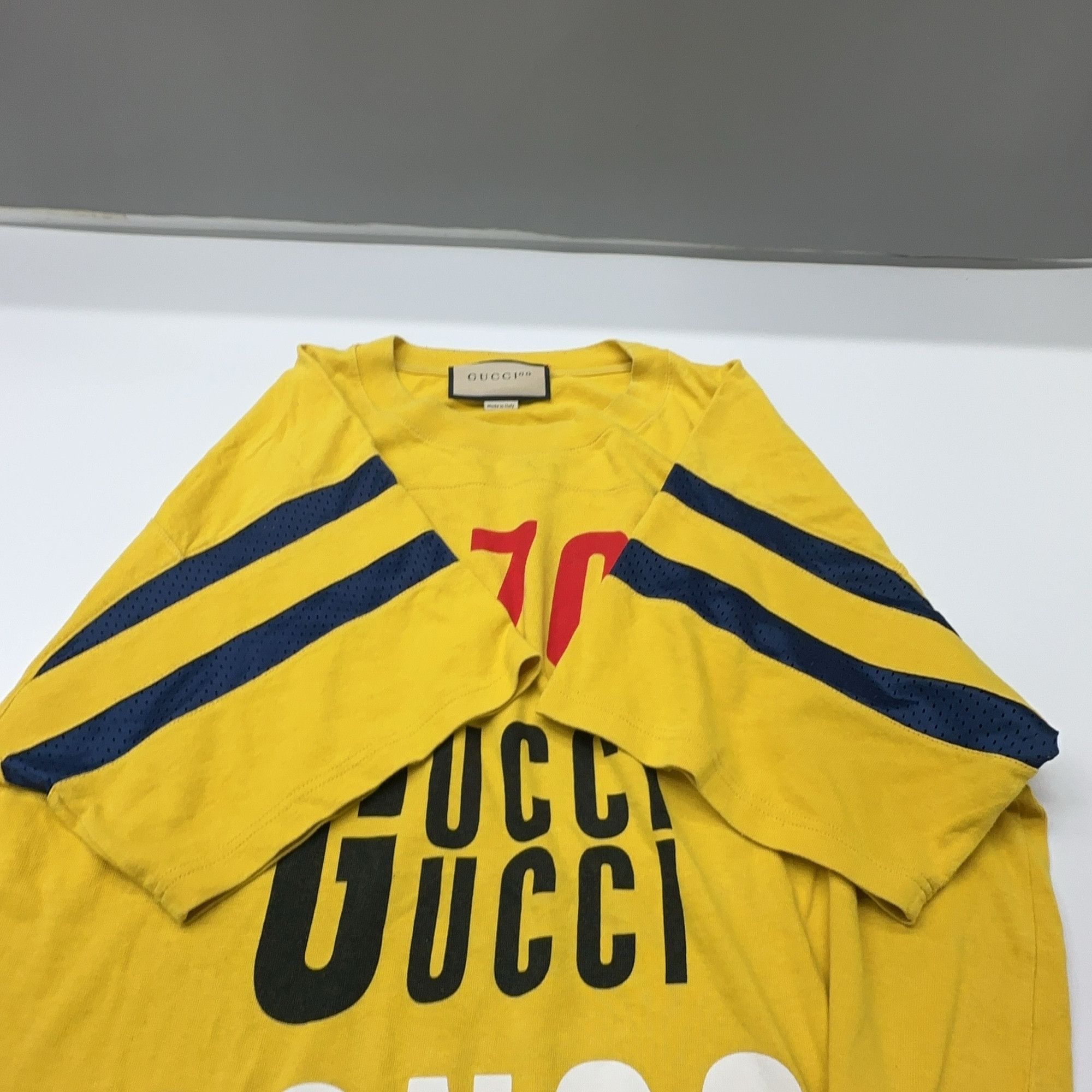 Gucci Gucci 100 Logo Graphic T-Shirt Size M Size US M / EU 48-50 / 2 - 12 Thumbnail